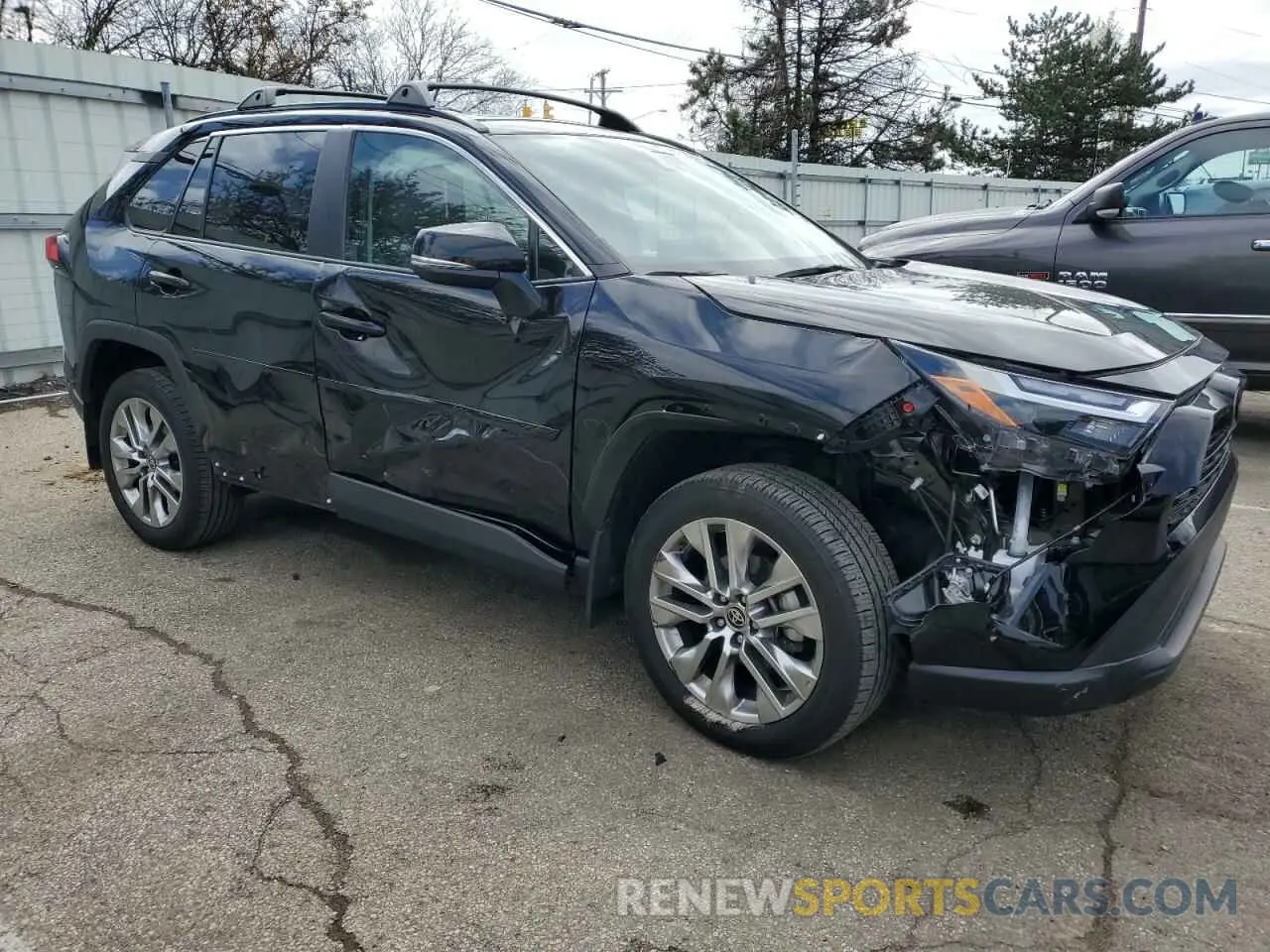 4 fotografías del automóvil dañado 2T3C1RFV7RW307840 TOYOTA RAV4 2024