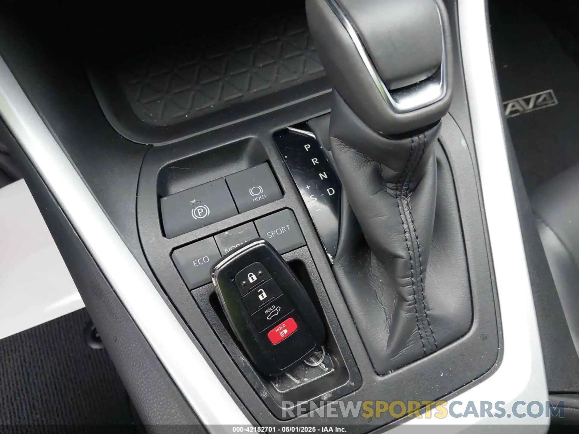11 fotografías del automóvil dañado 2T3C1RFV7RW333242 TOYOTA RAV4 2024