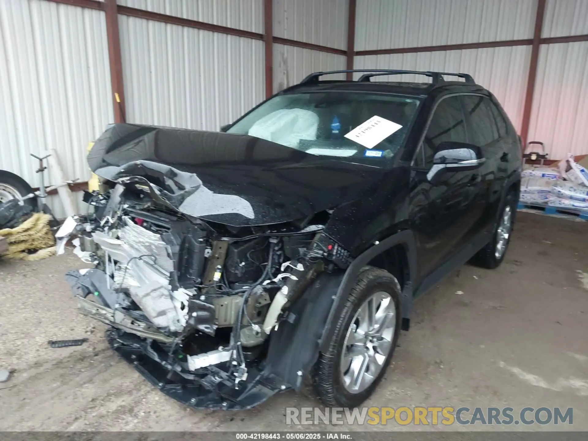 2 fotografías del automóvil dañado 2T3C1RFV8RW305725 TOYOTA RAV4 2024
