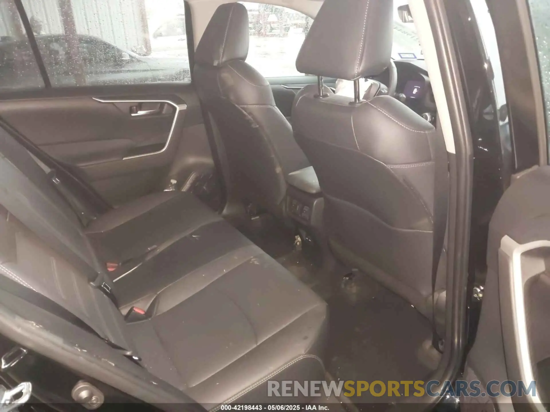8 fotografías del automóvil dañado 2T3C1RFV8RW305725 TOYOTA RAV4 2024