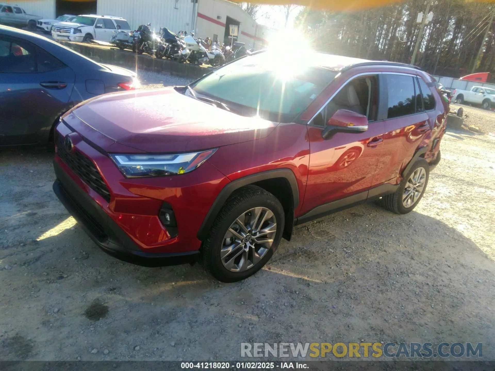 2 fotografías del automóvil dañado 2T3C1RFV8RW314490 TOYOTA RAV4 2024