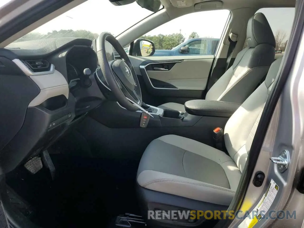 7 fotografías del automóvil dañado 2T3C1RFV9RC263941 TOYOTA RAV4 2024