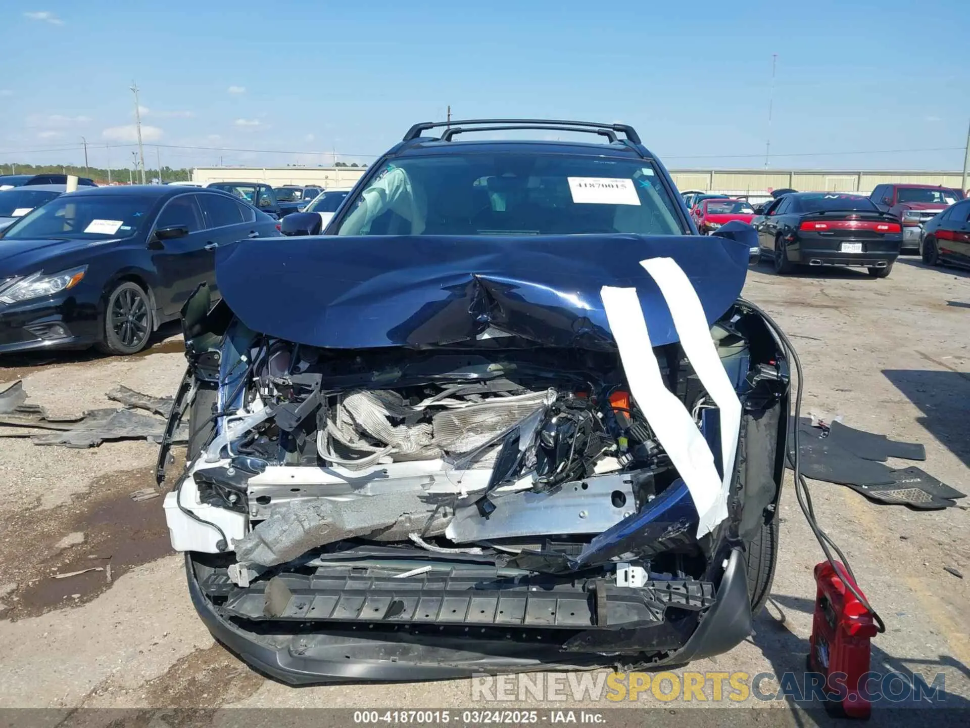 12 fotografías del automóvil dañado 2T3C1RFV9RW307936 TOYOTA RAV4 2024