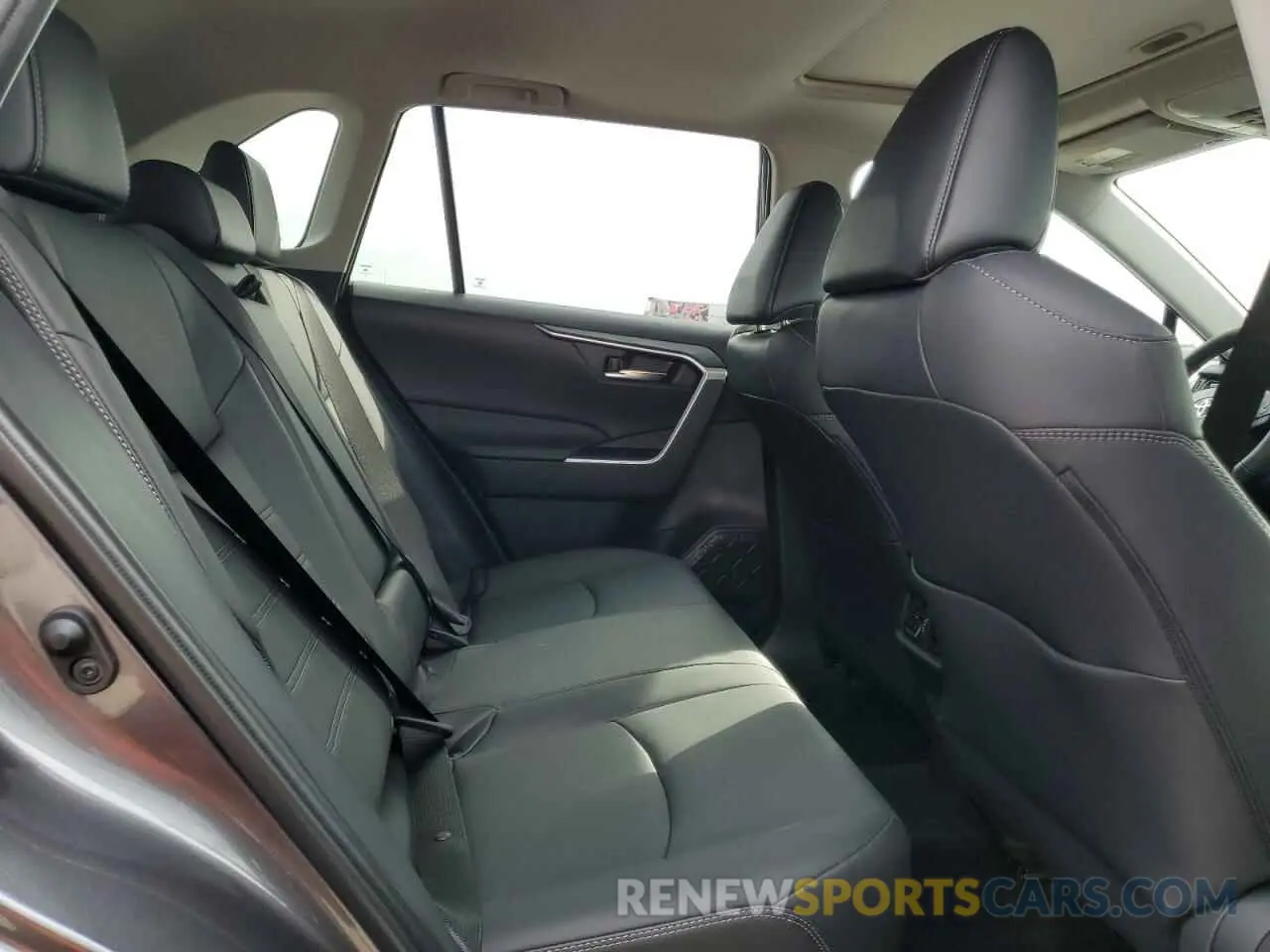 10 fotografías del automóvil dañado 2T3C1RFVXRC295197 TOYOTA RAV4 2024