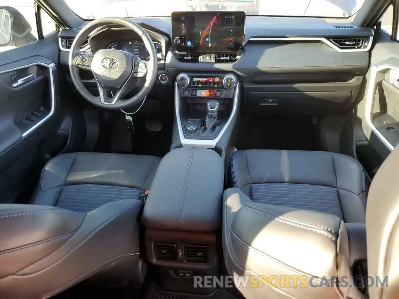 8 fotografías del automóvil dañado 2T3E6RFV2RW054405 TOYOTA RAV4 2024
