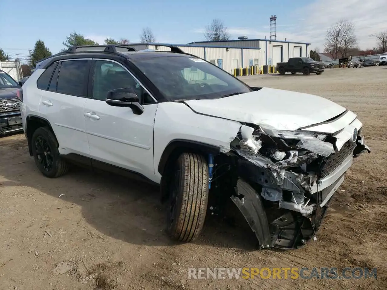 4 fotografías del automóvil dañado 2T3E6RFV4RW066930 TOYOTA RAV4 2024