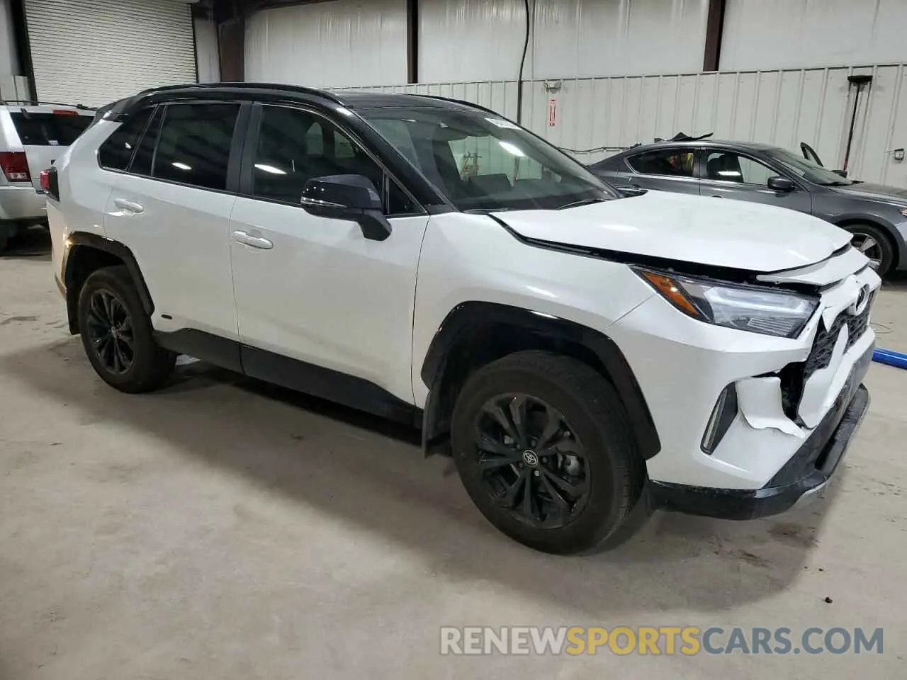 4 fotografías del automóvil dañado 2T3E6RFV8RW082127 TOYOTA RAV4 2024