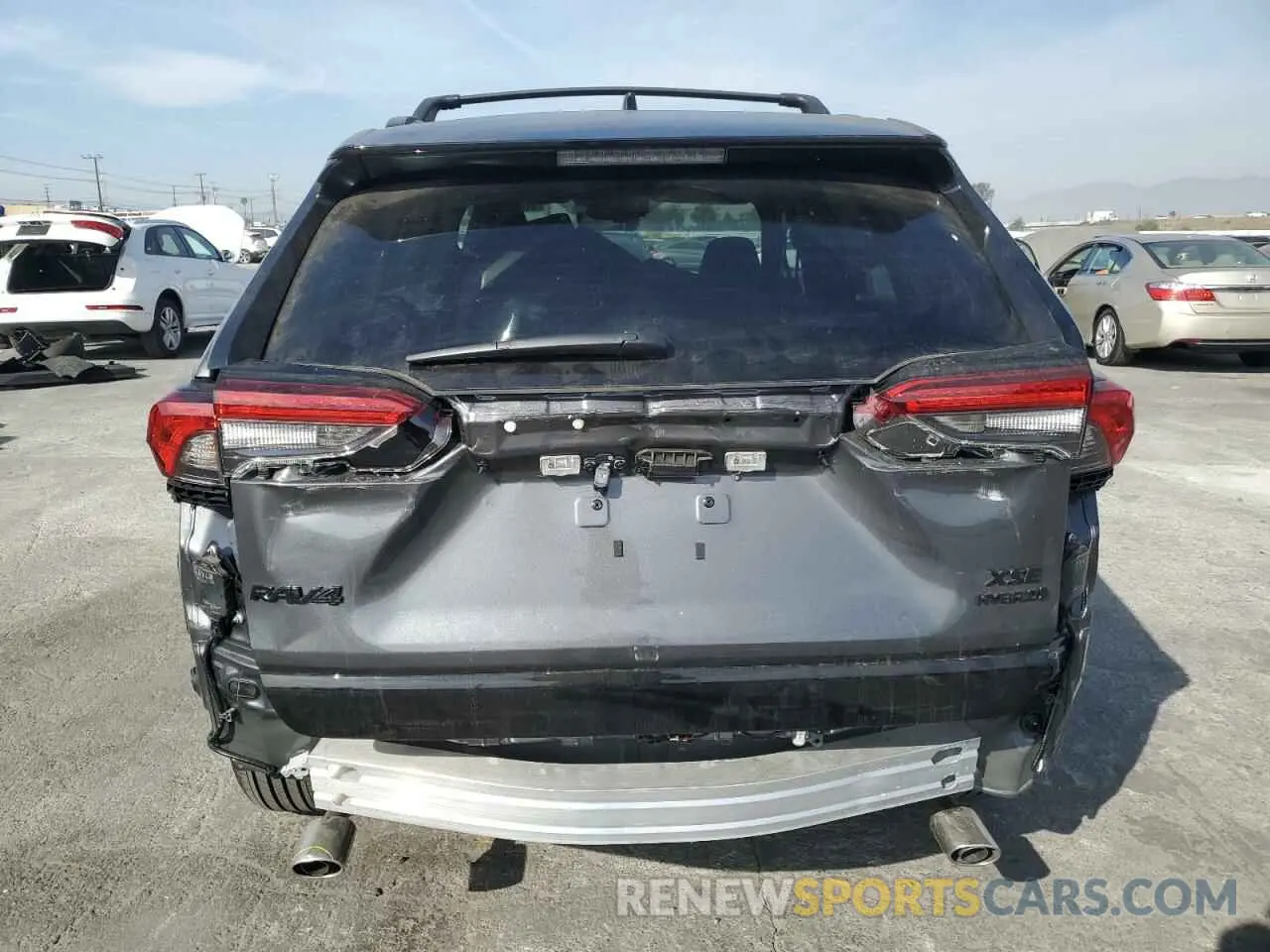 6 fotografías del automóvil dañado 2T3E6RFV9RW079124 TOYOTA RAV4 2024
