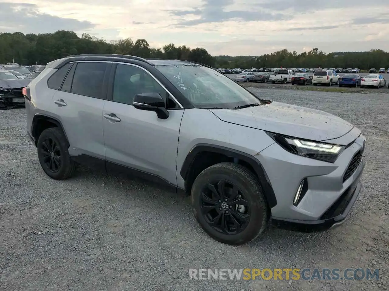 4 fotografías del automóvil dañado 2T3E6RFVXRW049825 TOYOTA RAV4 2024