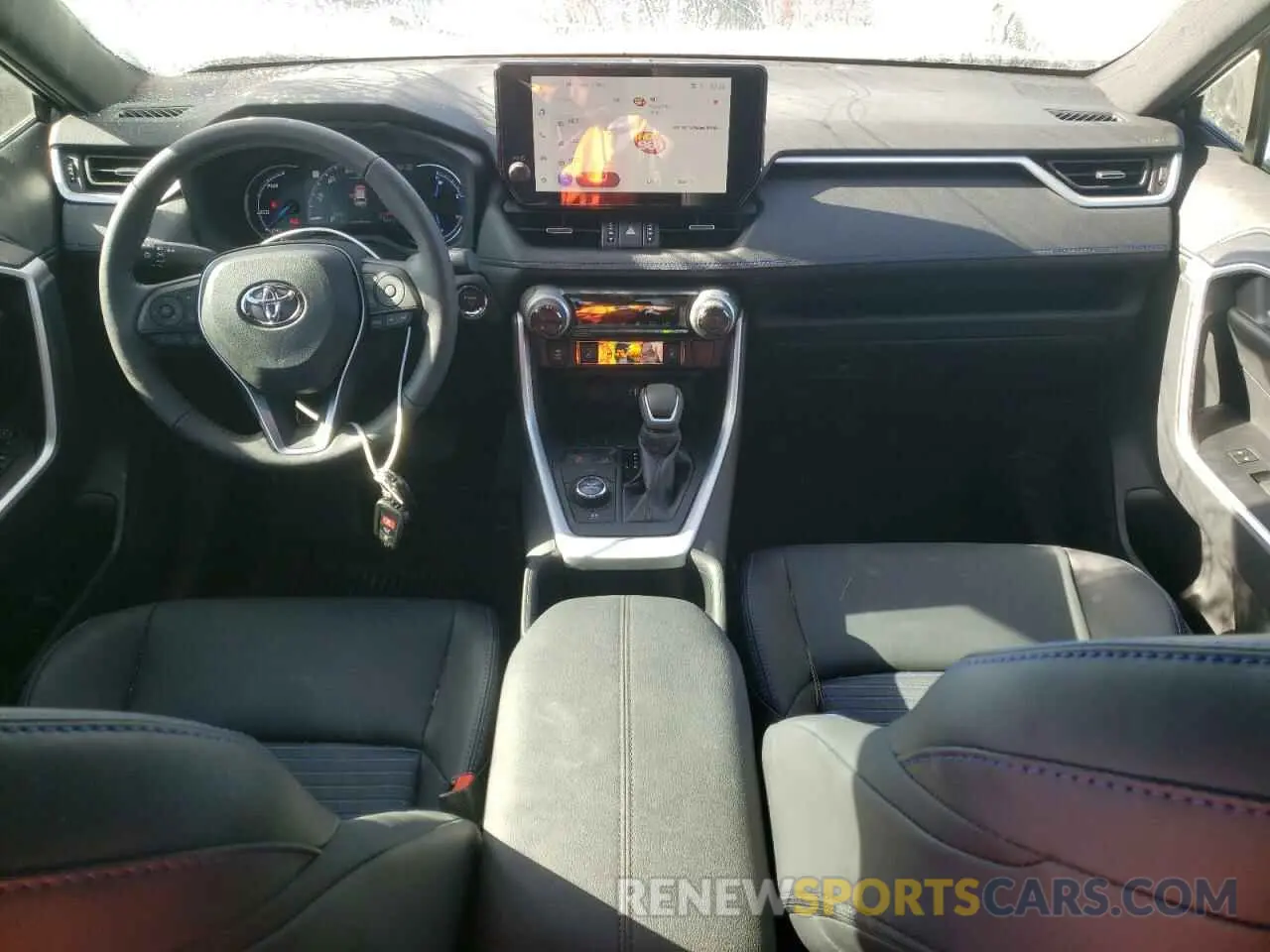 8 fotografías del automóvil dañado 2T3E6RFVXRW075793 TOYOTA RAV4 2024
