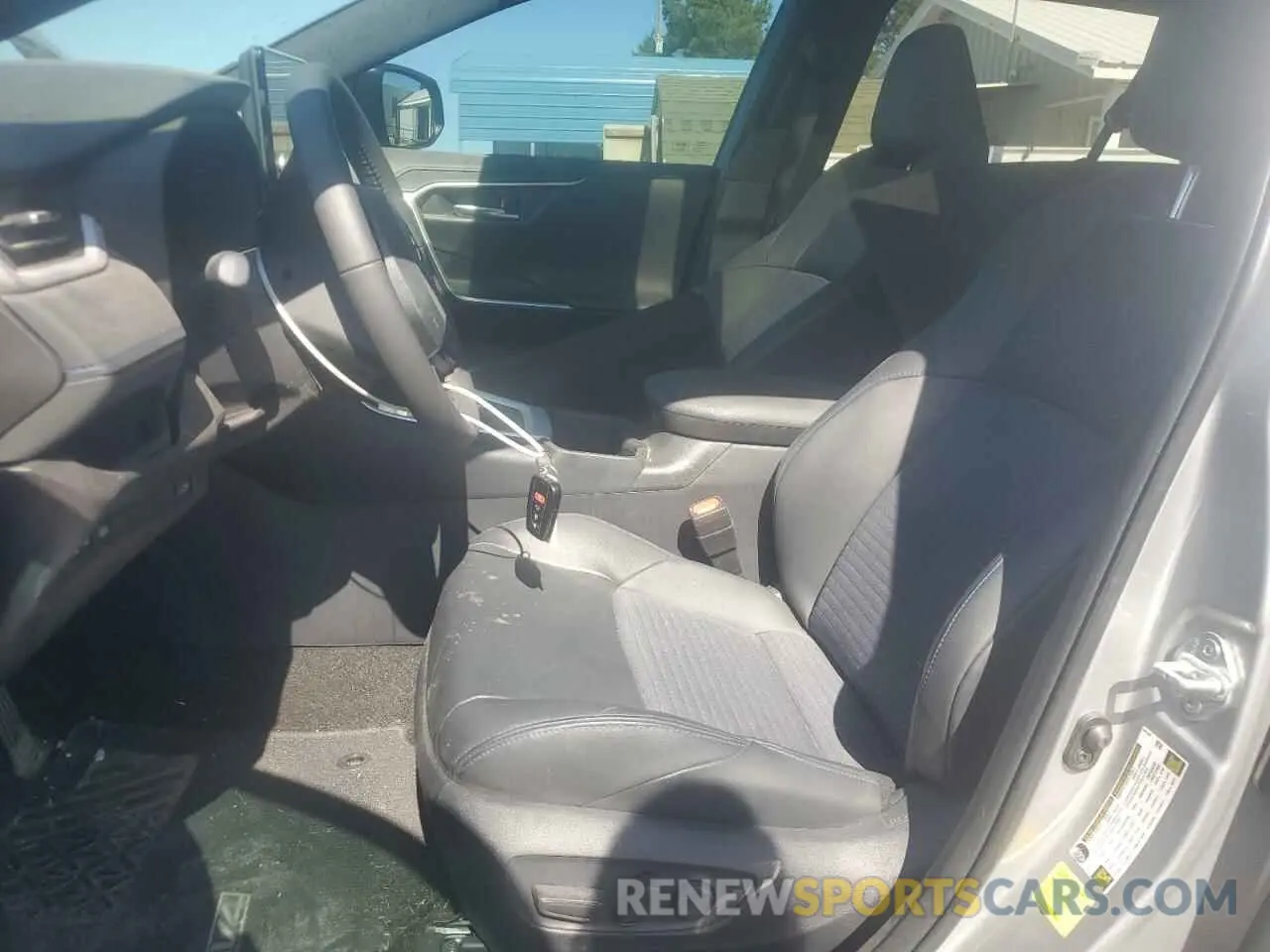 7 fotografías del automóvil dañado 2T3E6RFVXRW078872 TOYOTA RAV4 2024