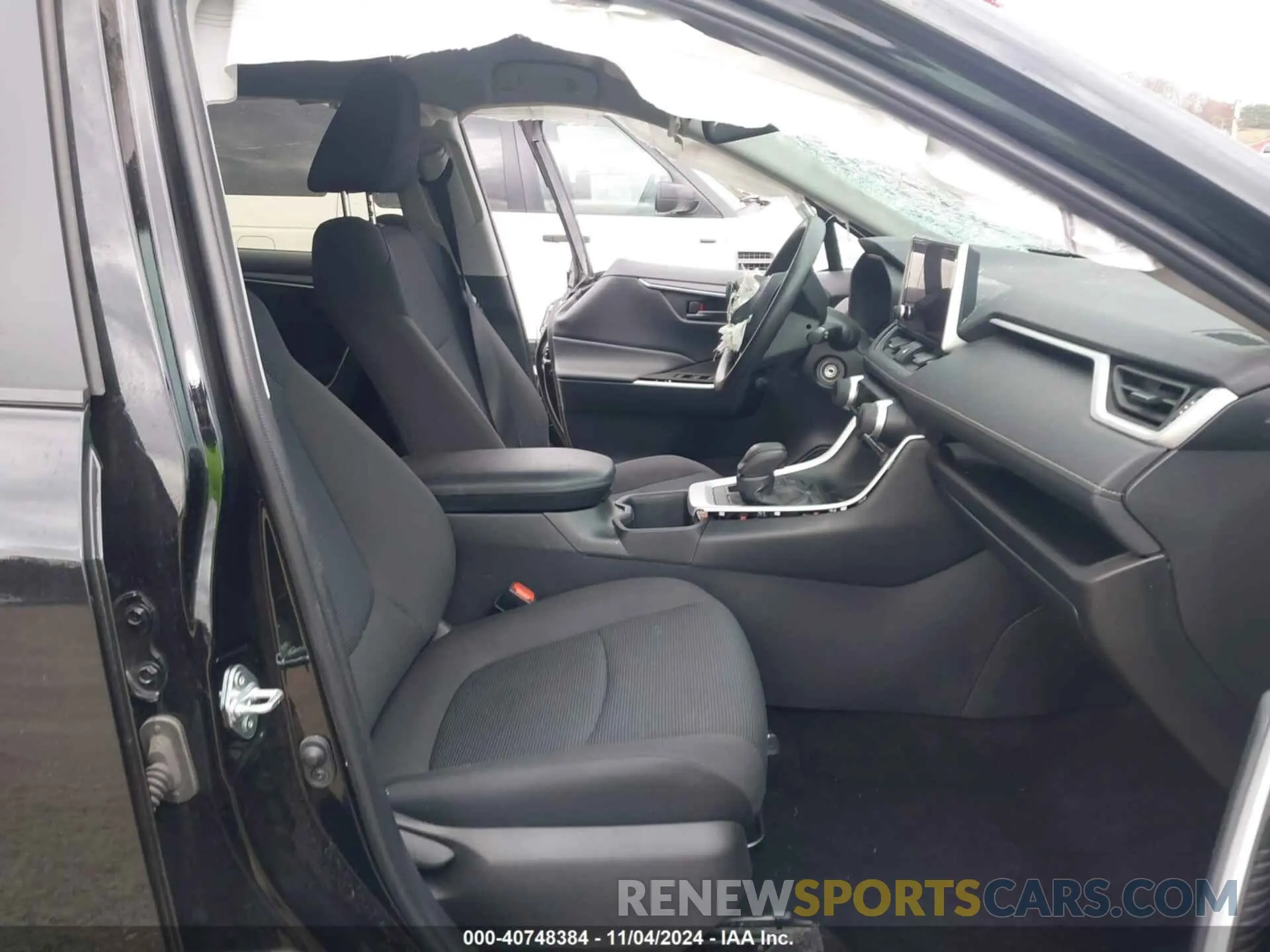 5 fotografías del automóvil dañado 2T3F1RFV0RC435979 TOYOTA RAV4 2024