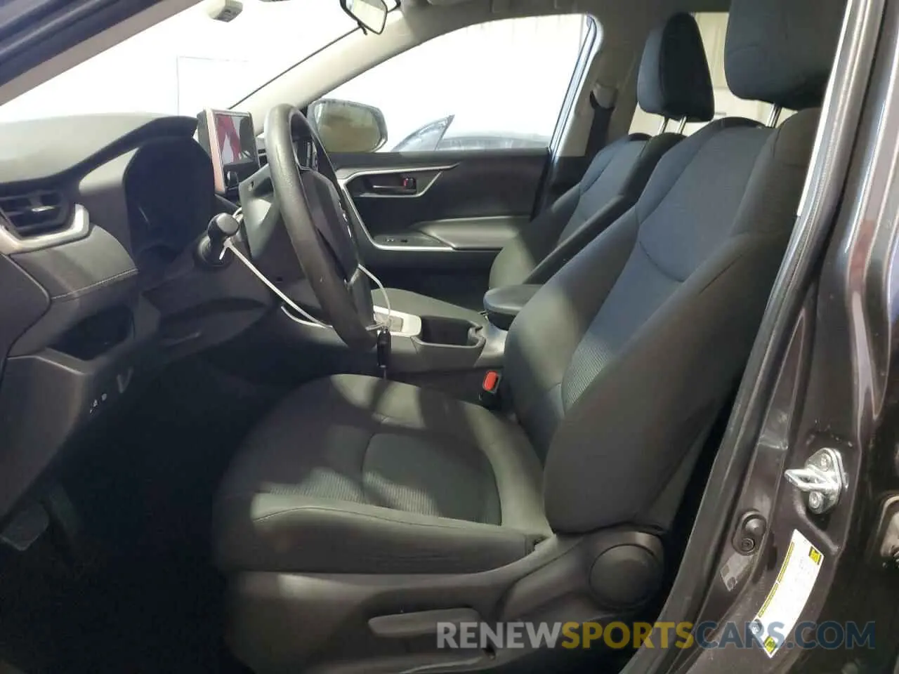 7 fotografías del automóvil dañado 2T3F1RFV4RC448752 TOYOTA RAV4 2024