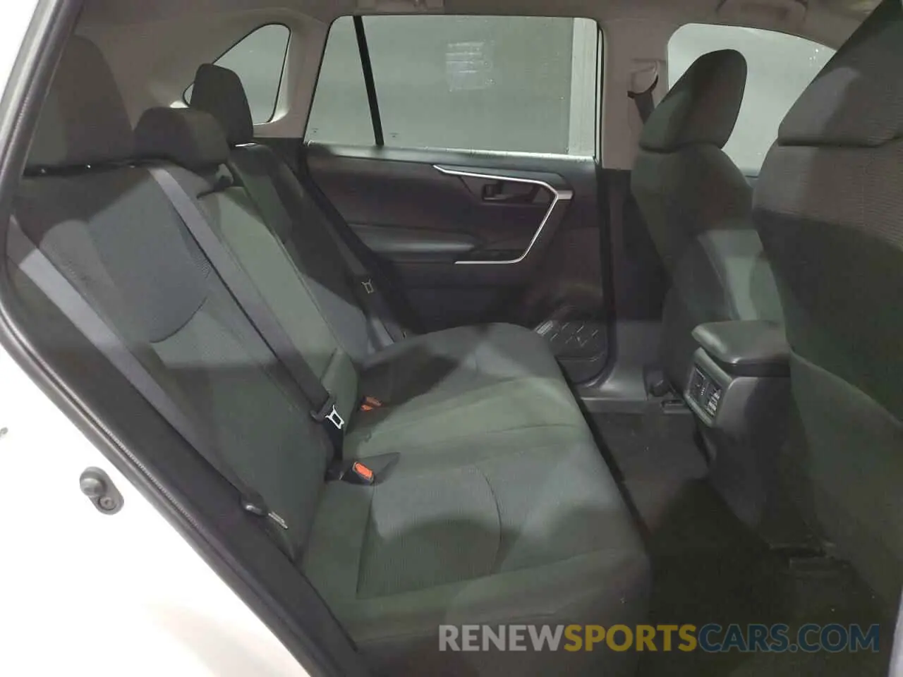 11 fotografías del automóvil dañado 2T3F1RFV4RW470118 TOYOTA RAV4 2024