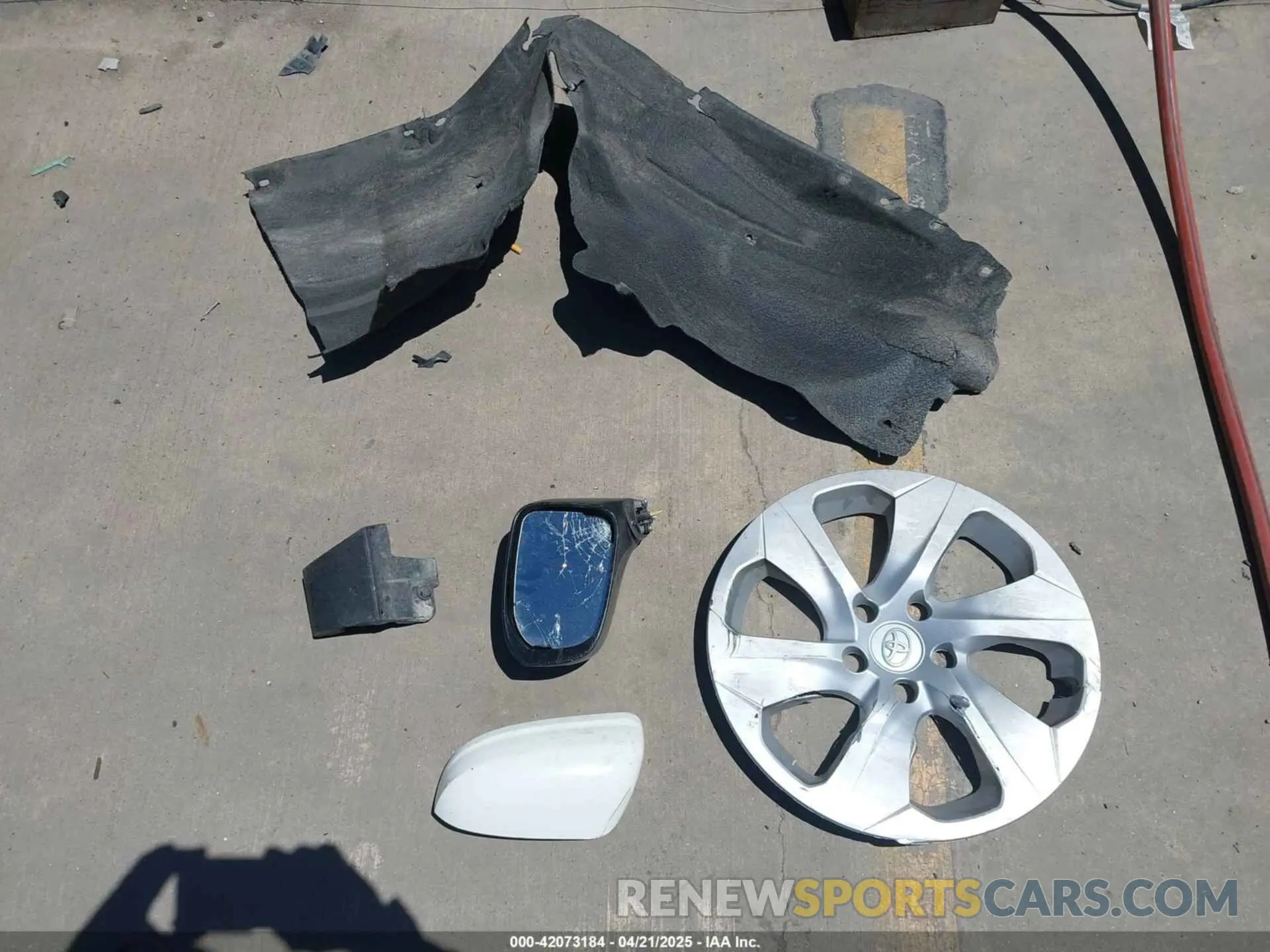 12 fotografías del automóvil dañado 2T3F1RFV5RW441937 TOYOTA RAV4 2024