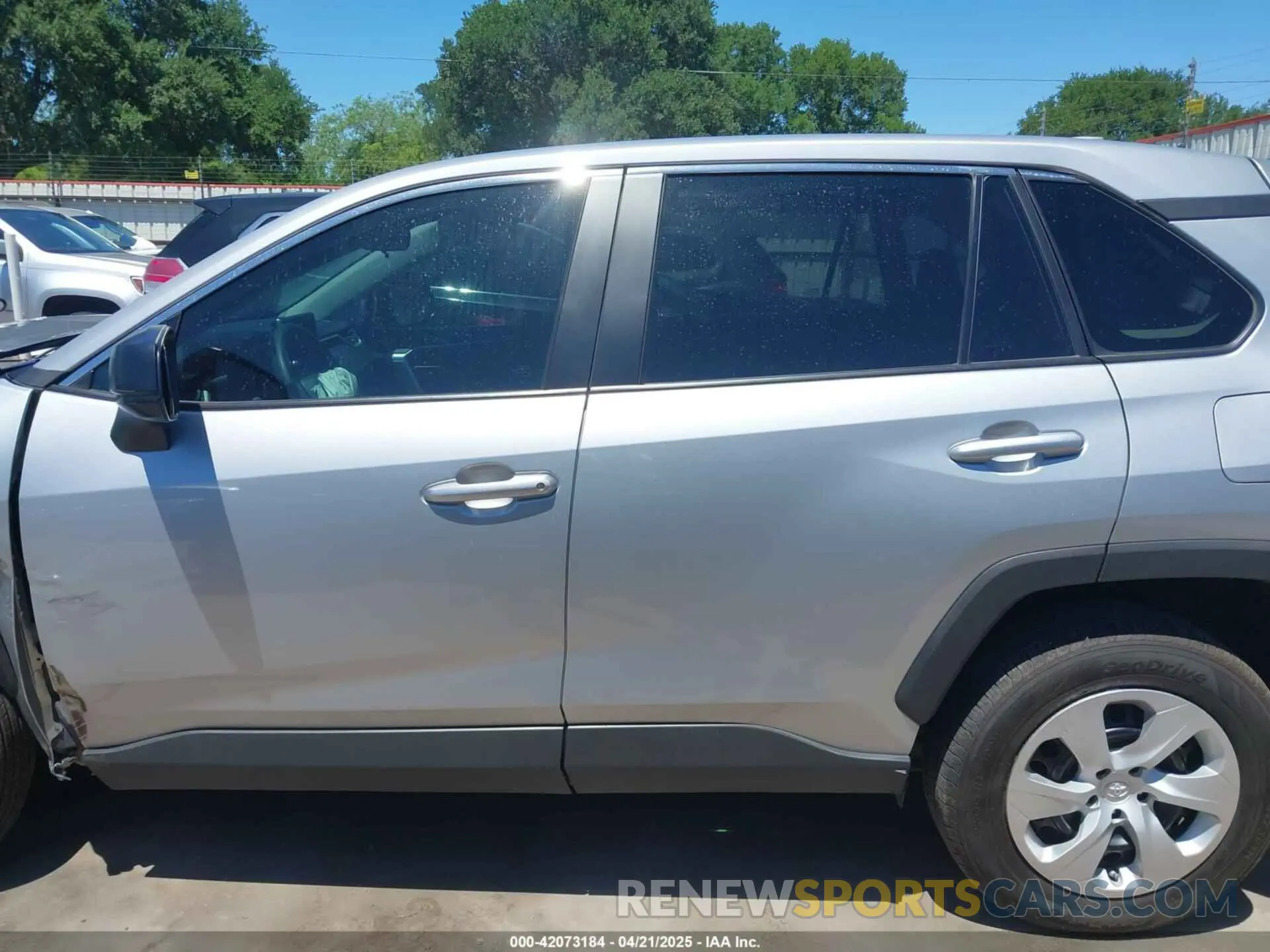 15 fotografías del automóvil dañado 2T3F1RFV5RW441937 TOYOTA RAV4 2024