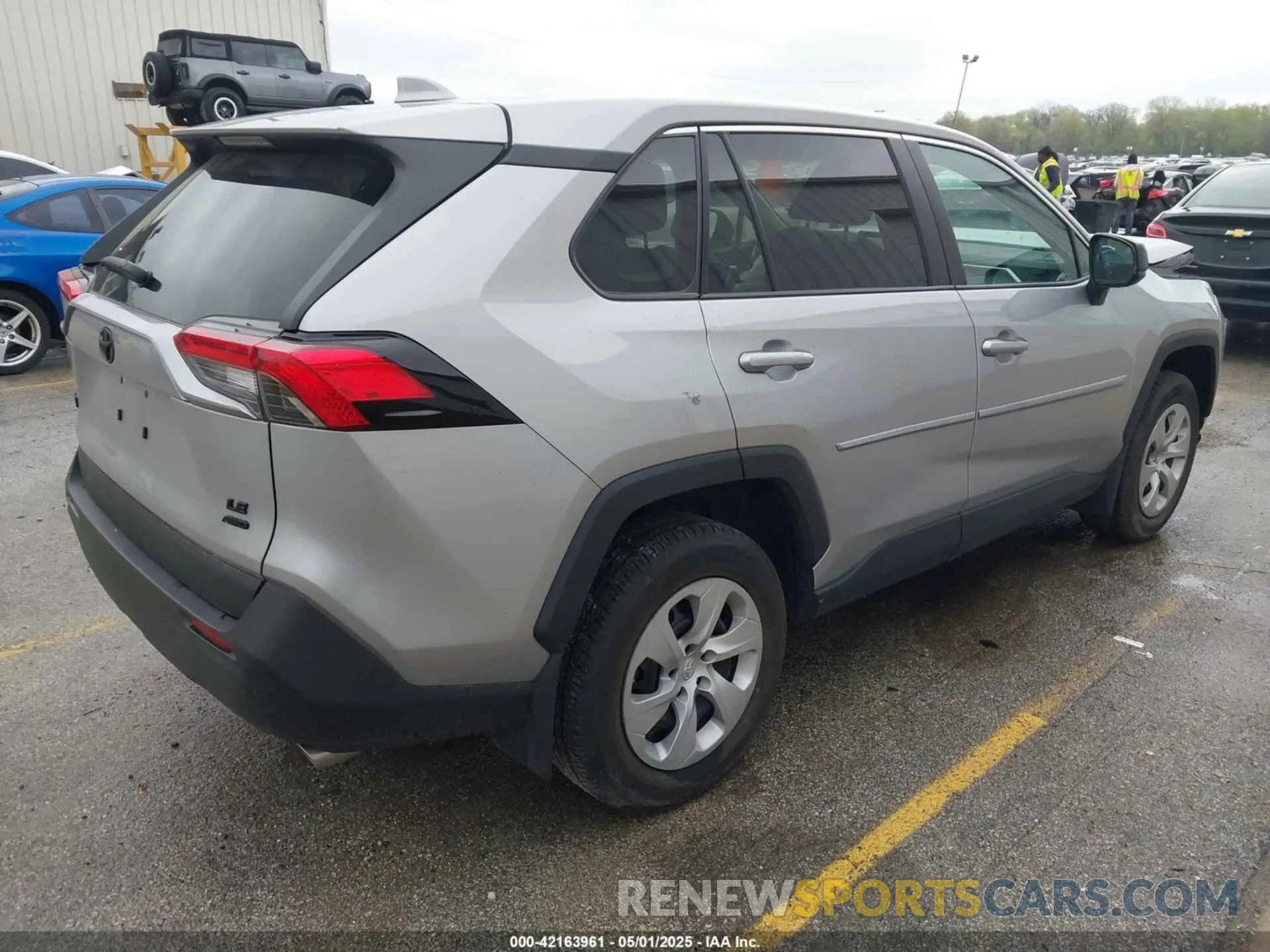 4 fotografías del automóvil dañado 2T3F1RFV6RC420807 TOYOTA RAV4 2024