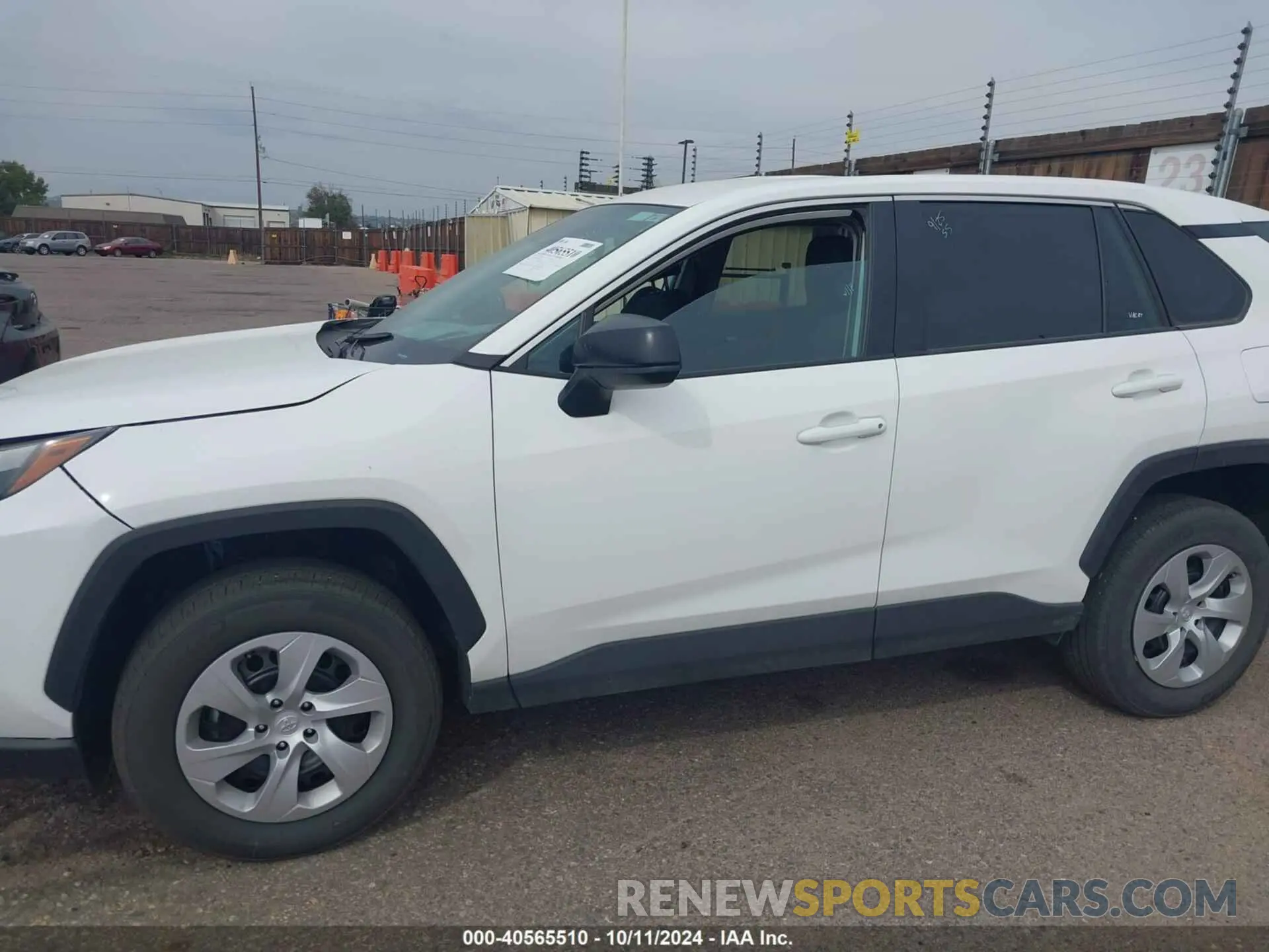 14 fotografías del automóvil dañado 2T3F1RFV6RW447424 TOYOTA RAV4 2024