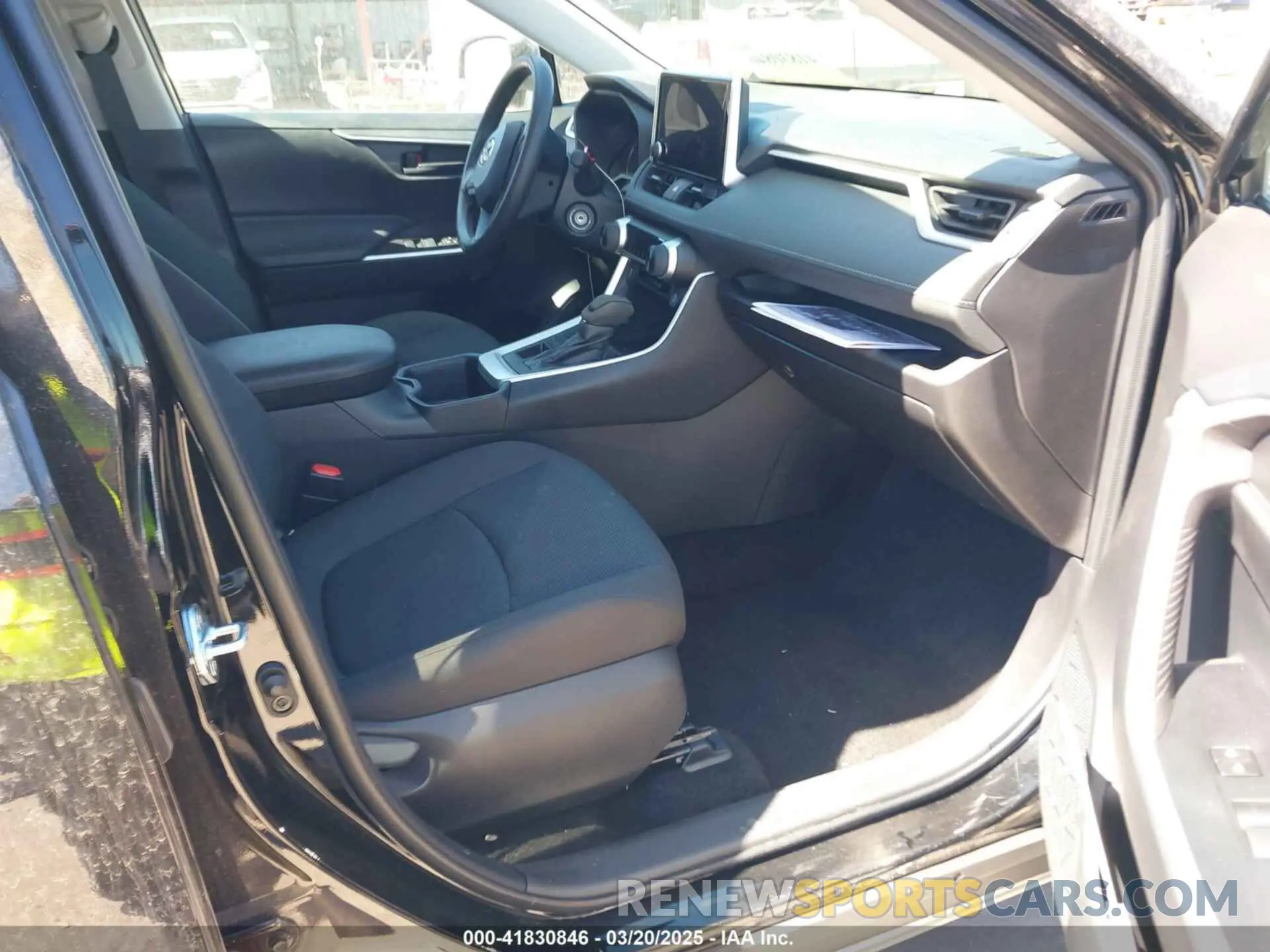 5 fotografías del automóvil dañado 2T3F1RFV9RC451808 TOYOTA RAV4 2024