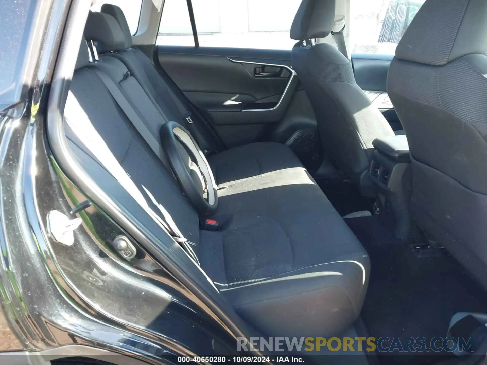8 fotografías del automóvil dañado 2T3F1RFVXRC413682 TOYOTA RAV4 2024