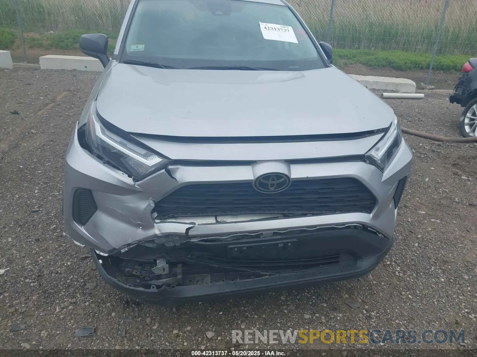 12 fotografías del automóvil dañado 2T3F1RFVXRC458850 TOYOTA RAV4 2024