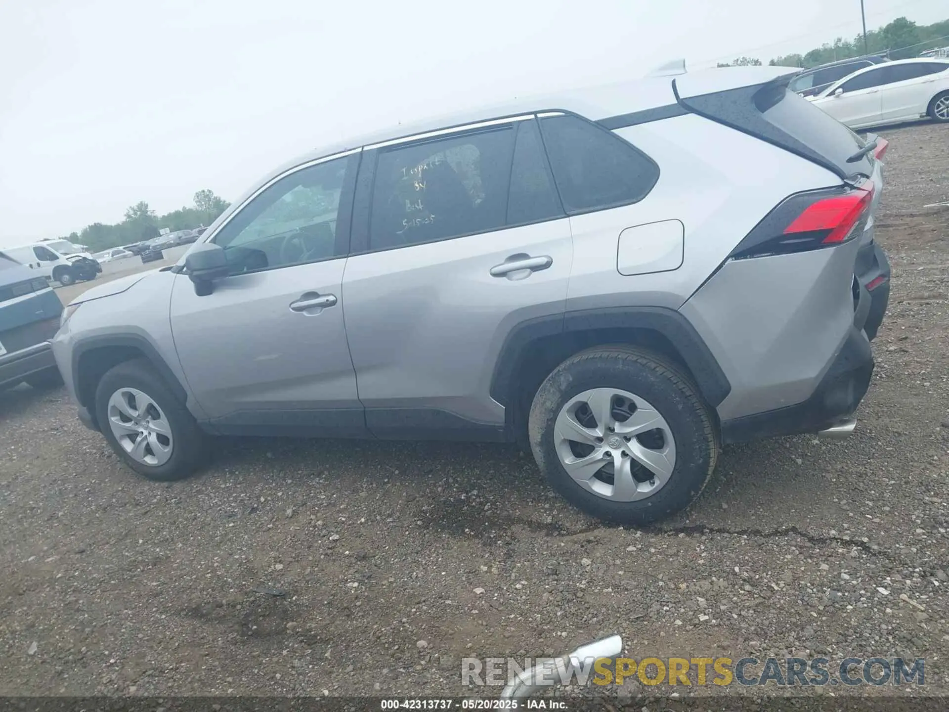 14 fotografías del automóvil dañado 2T3F1RFVXRC458850 TOYOTA RAV4 2024