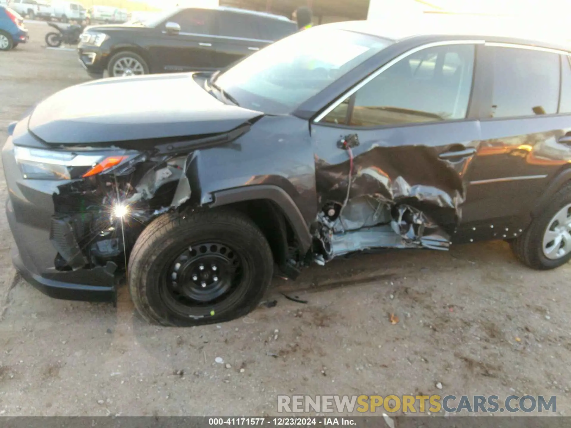6 fotografías del automóvil dañado 2T3G1RFV2RW476682 TOYOTA RAV4 2024
