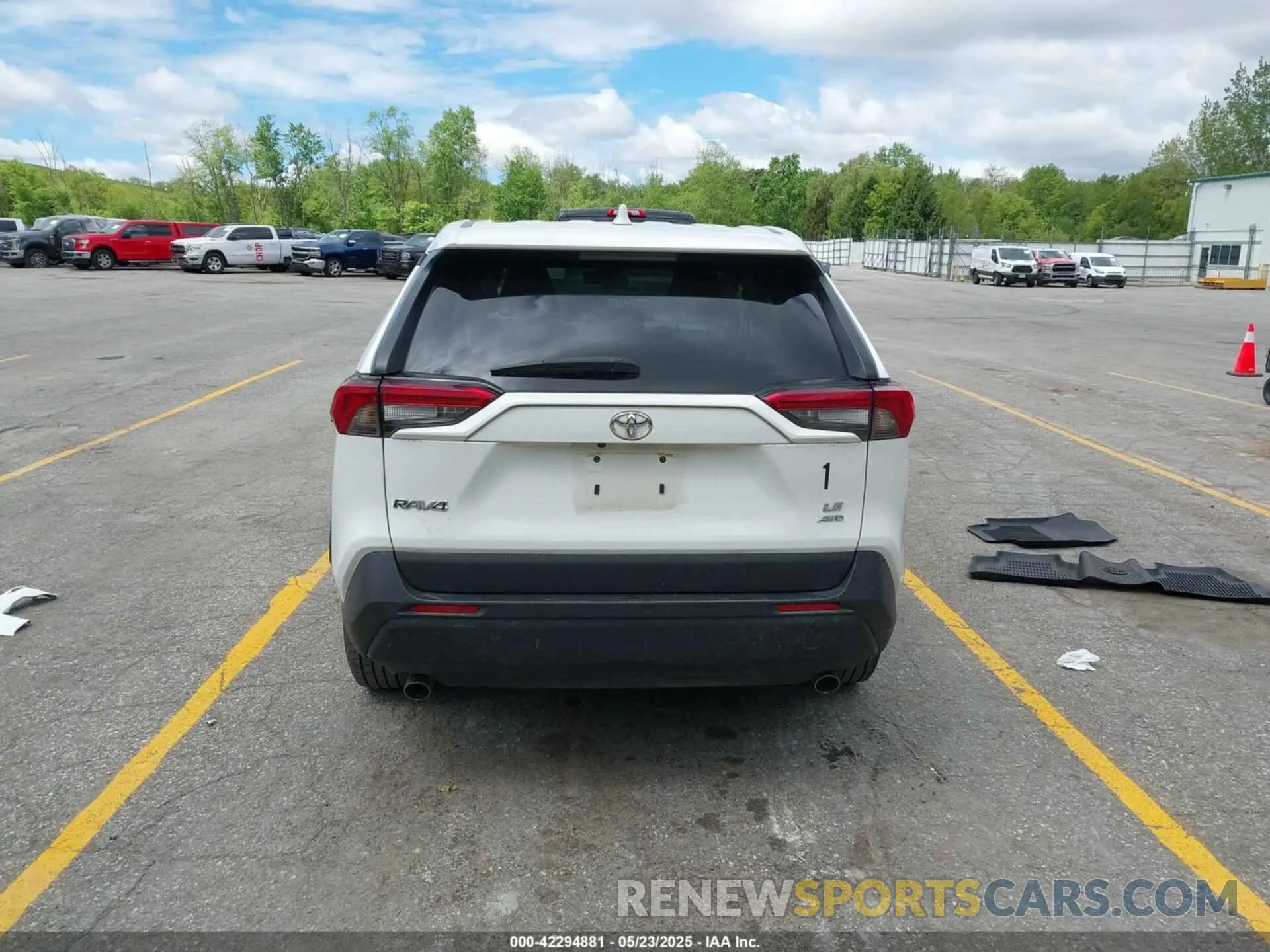 16 fotografías del automóvil dañado 2T3G1RFV3RC410336 TOYOTA RAV4 2024
