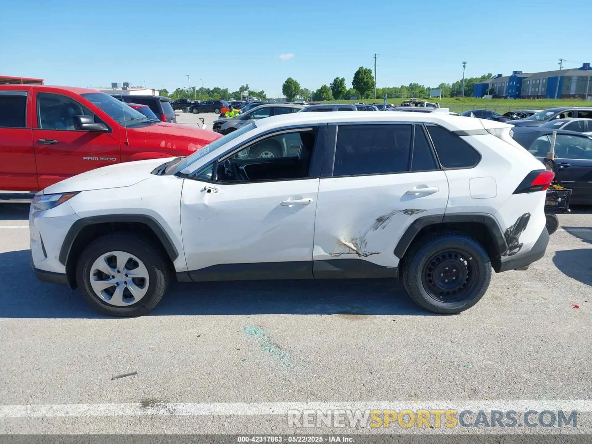 15 fotografías del automóvil dañado 2T3G1RFV4RW426477 TOYOTA RAV4 2024