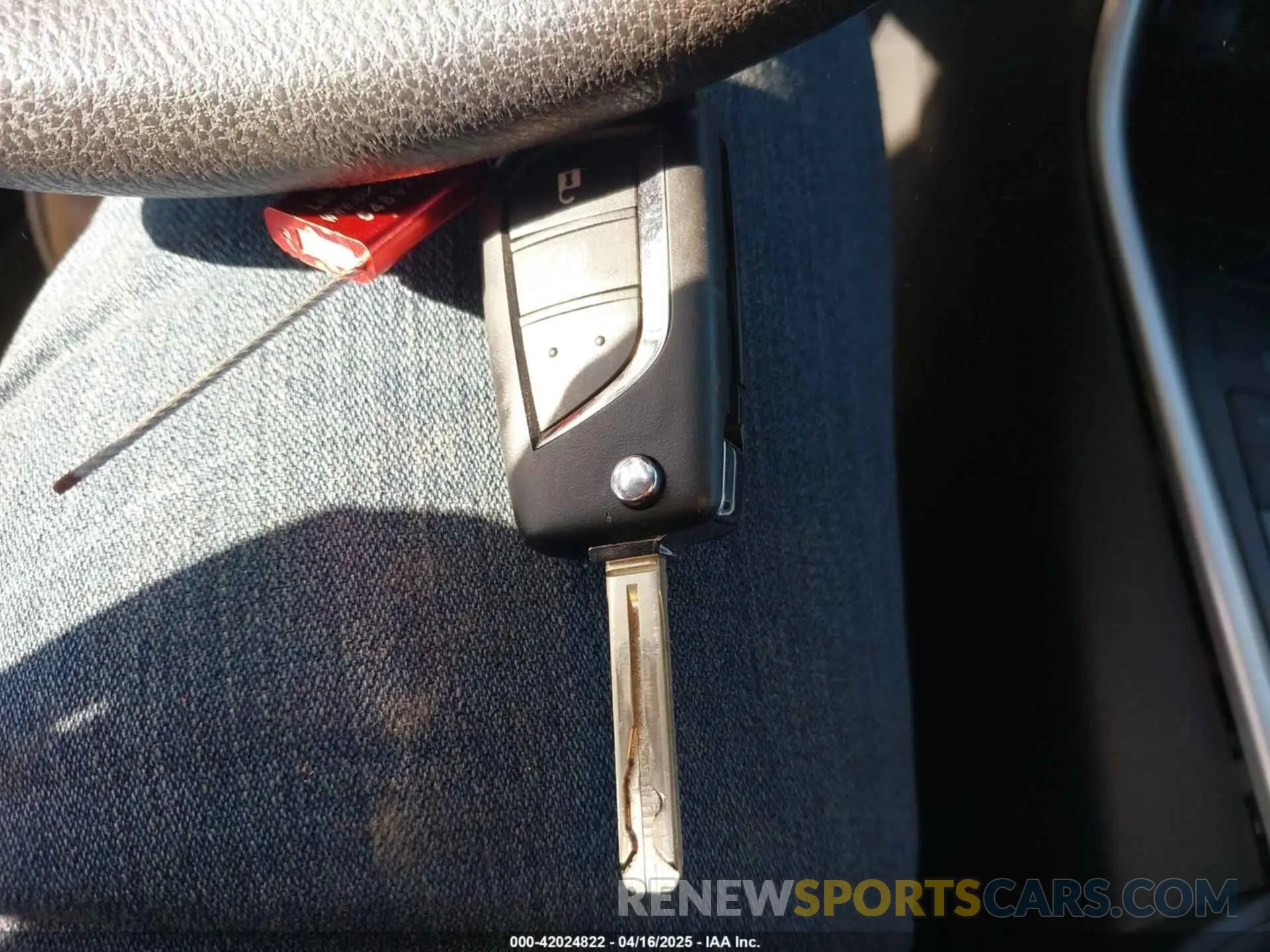 11 fotografías del automóvil dañado 2T3G1RFV4RW467031 TOYOTA RAV4 2024