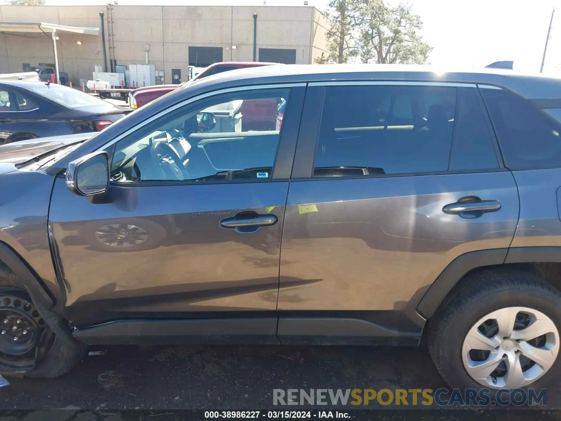 15 fotografías del automóvil dañado 2T3G1RFV8RC403124 TOYOTA RAV4 2024