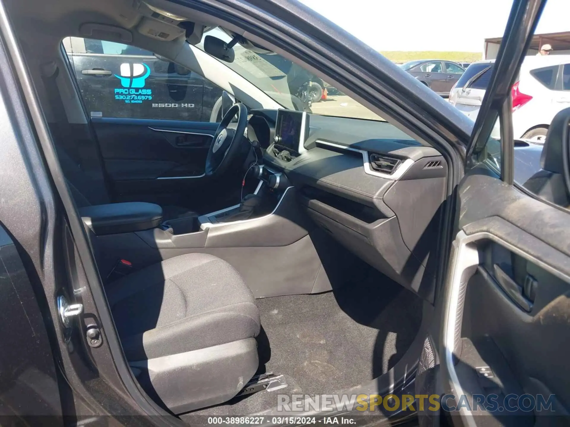 5 fotografías del automóvil dañado 2T3G1RFV8RC403124 TOYOTA RAV4 2024