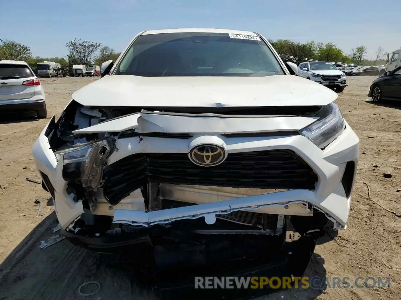 5 fotografías del automóvil dañado 2T3G1RFV9RC464403 TOYOTA RAV4 2024