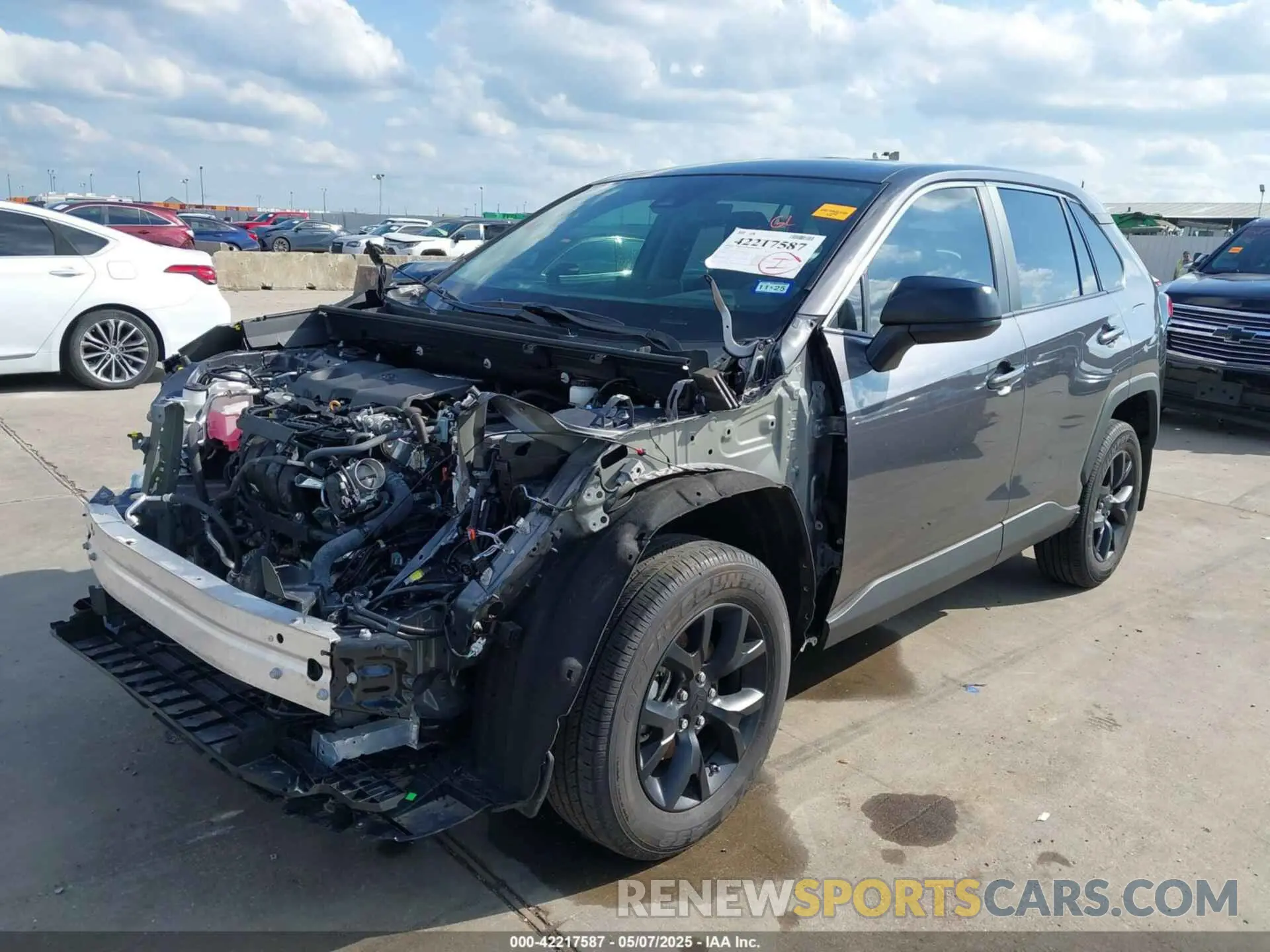 2 fotografías del automóvil dañado 2T3H1RFV0RC259296 TOYOTA RAV4 2024