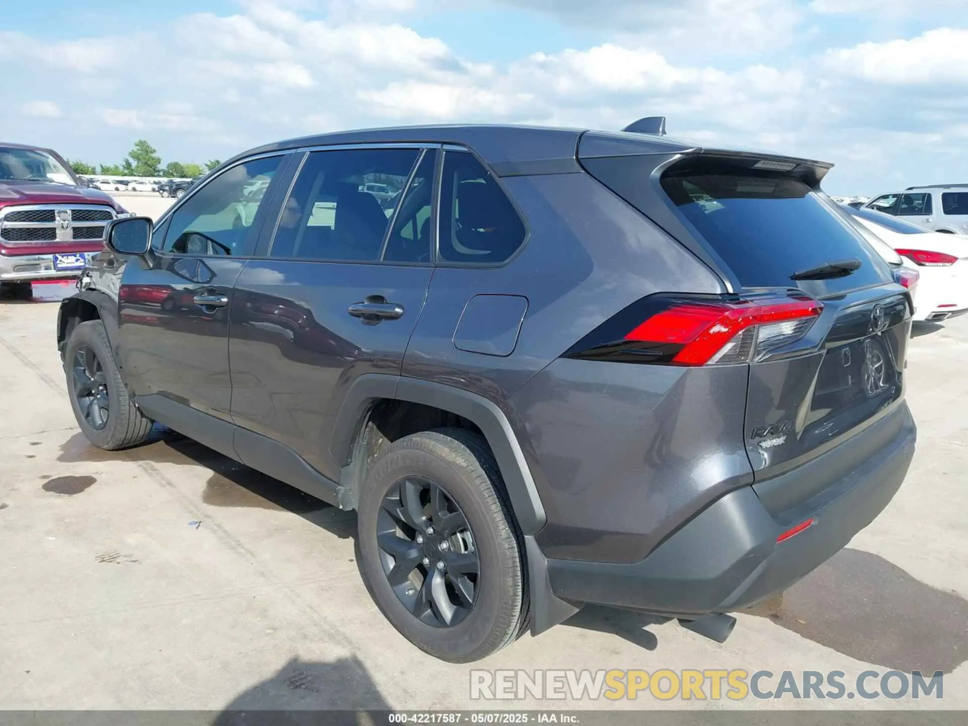 3 fotografías del automóvil dañado 2T3H1RFV0RC259296 TOYOTA RAV4 2024