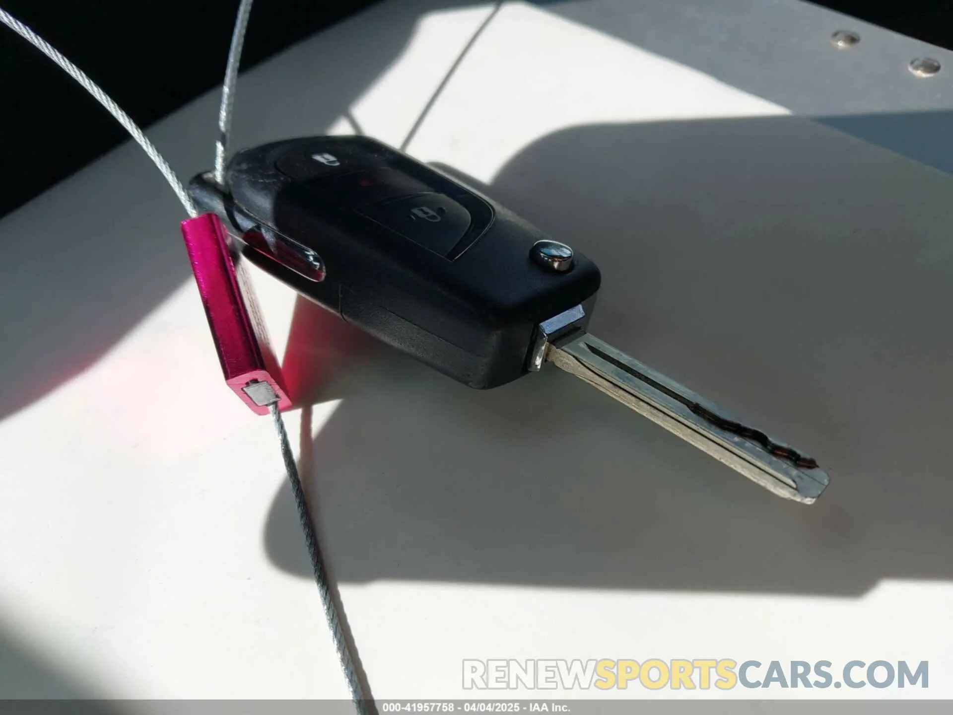11 fotografías del automóvil dañado 2T3H1RFV1RC253166 TOYOTA RAV4 2024