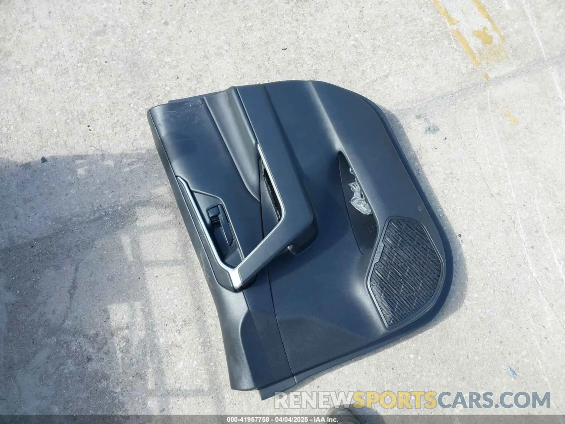 12 fotografías del automóvil dañado 2T3H1RFV1RC253166 TOYOTA RAV4 2024