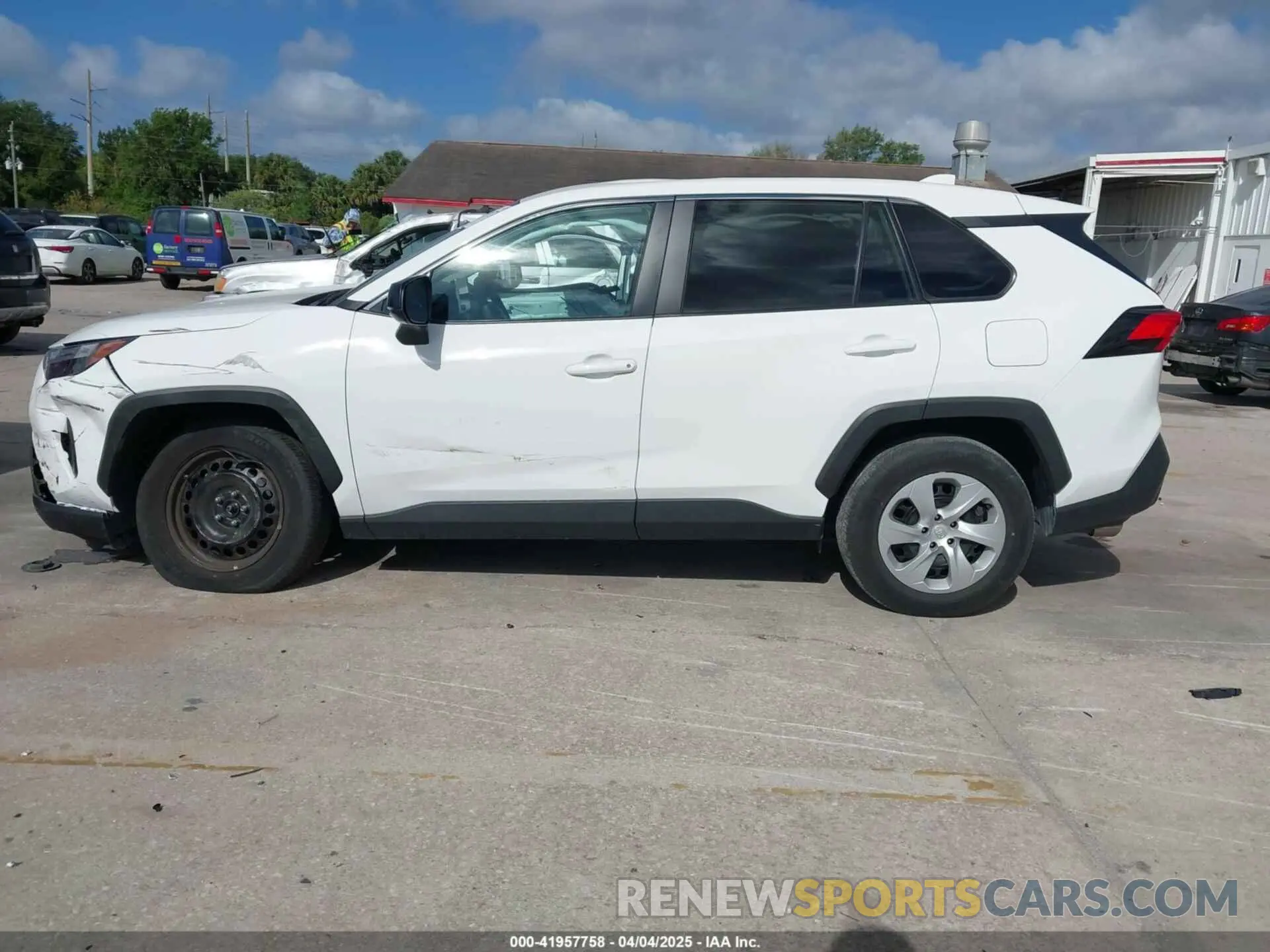 15 fotografías del automóvil dañado 2T3H1RFV1RC253166 TOYOTA RAV4 2024