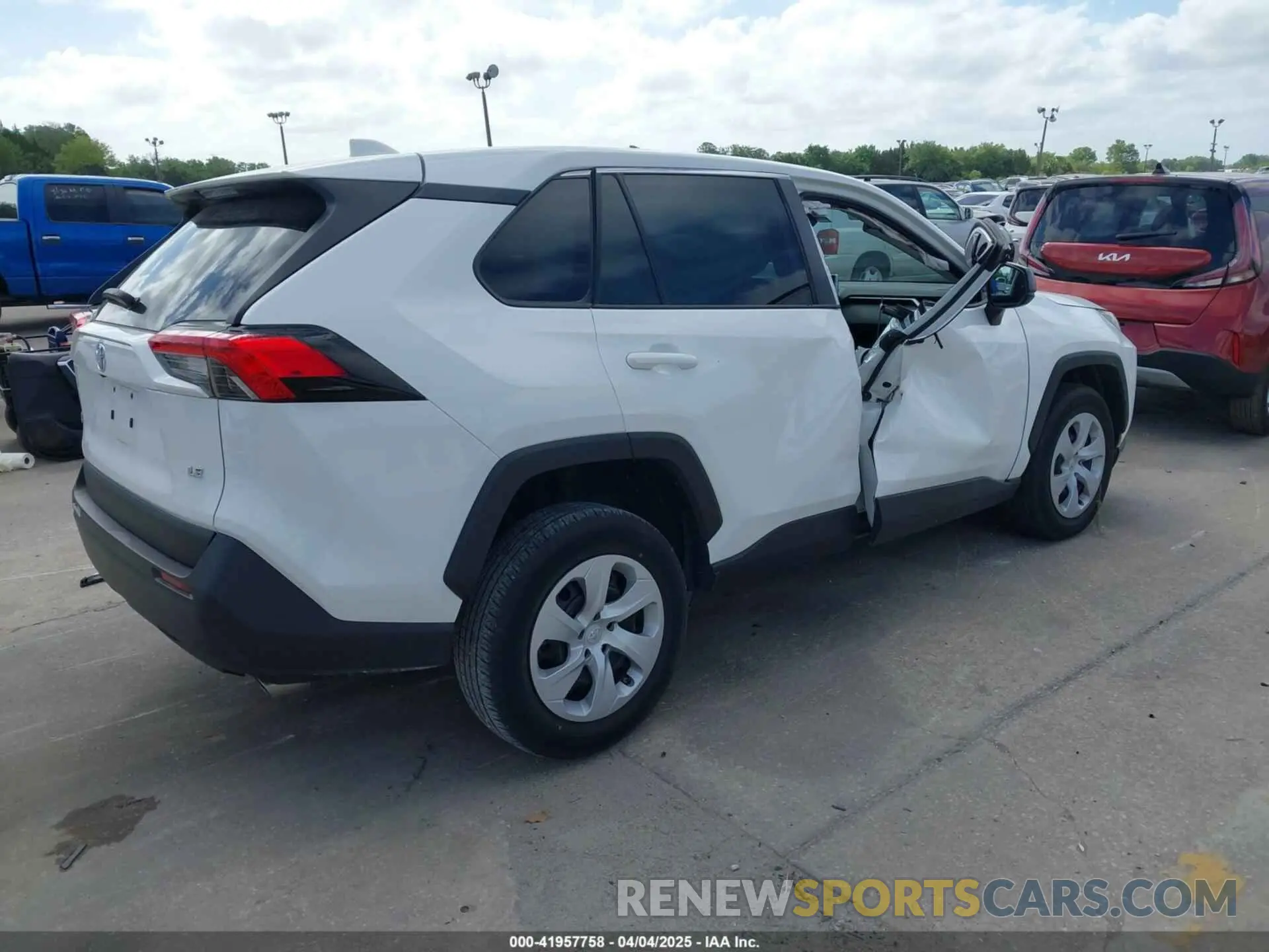 4 fotografías del automóvil dañado 2T3H1RFV1RC253166 TOYOTA RAV4 2024