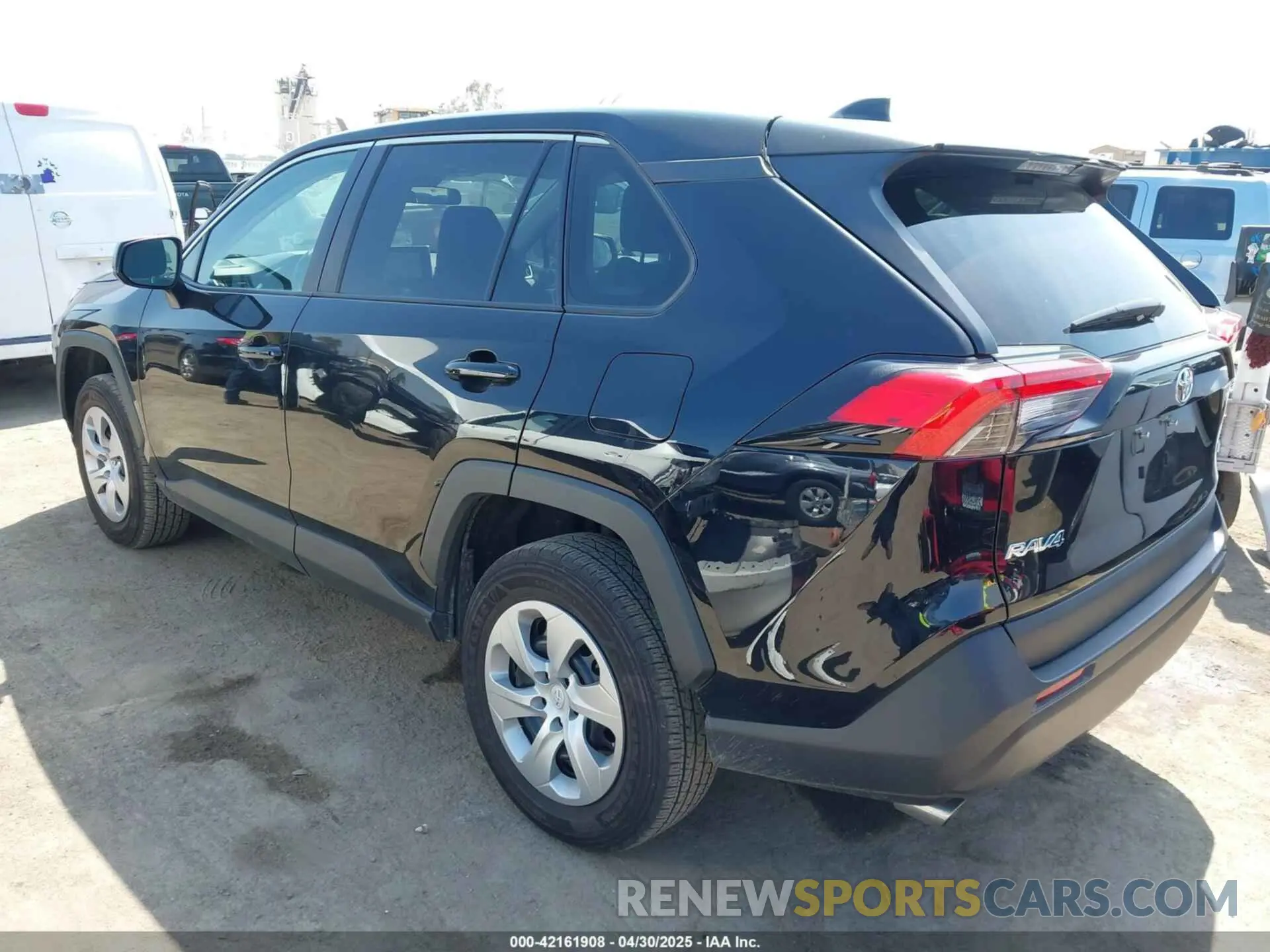 3 fotografías del automóvil dañado 2T3H1RFV1RW322887 TOYOTA RAV4 2024