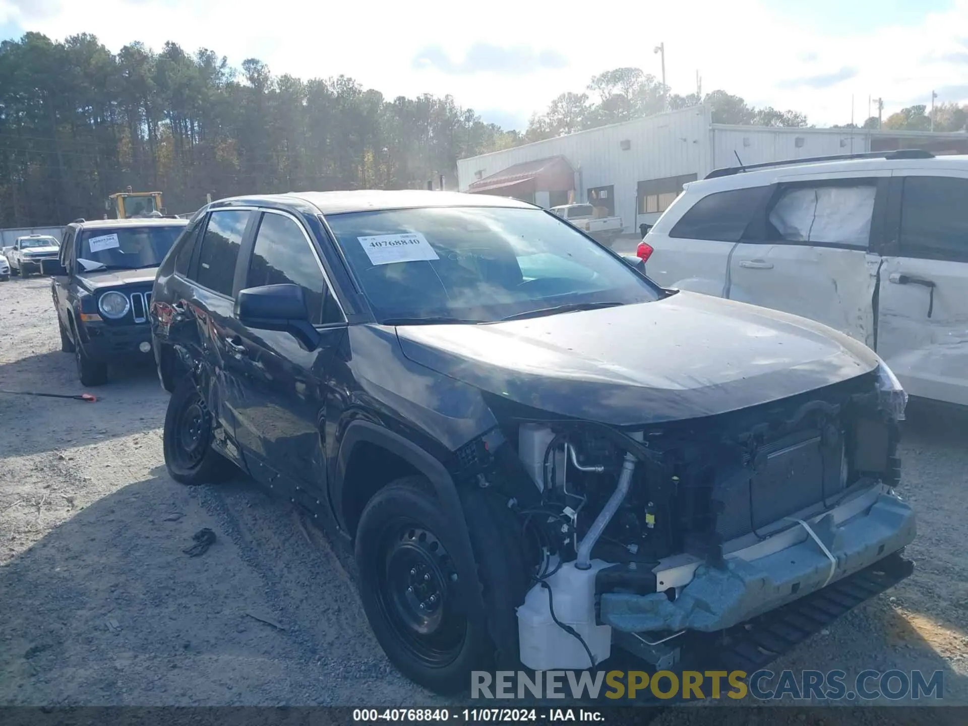 13 fotografías del automóvil dañado 2T3H1RFV2RW323160 TOYOTA RAV4 2024
