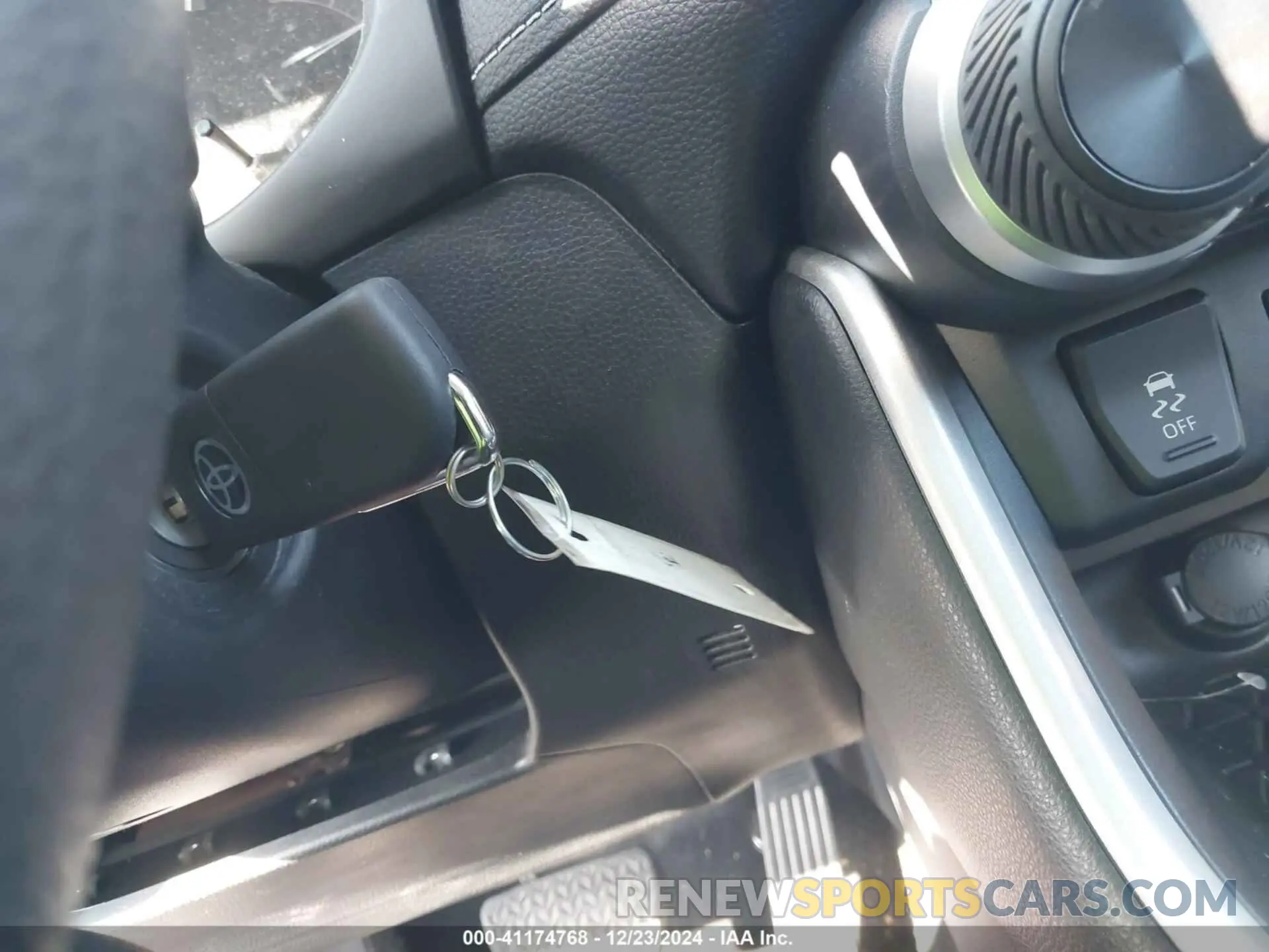 11 fotografías del automóvil dañado 2T3H1RFV3RC255338 TOYOTA RAV4 2024