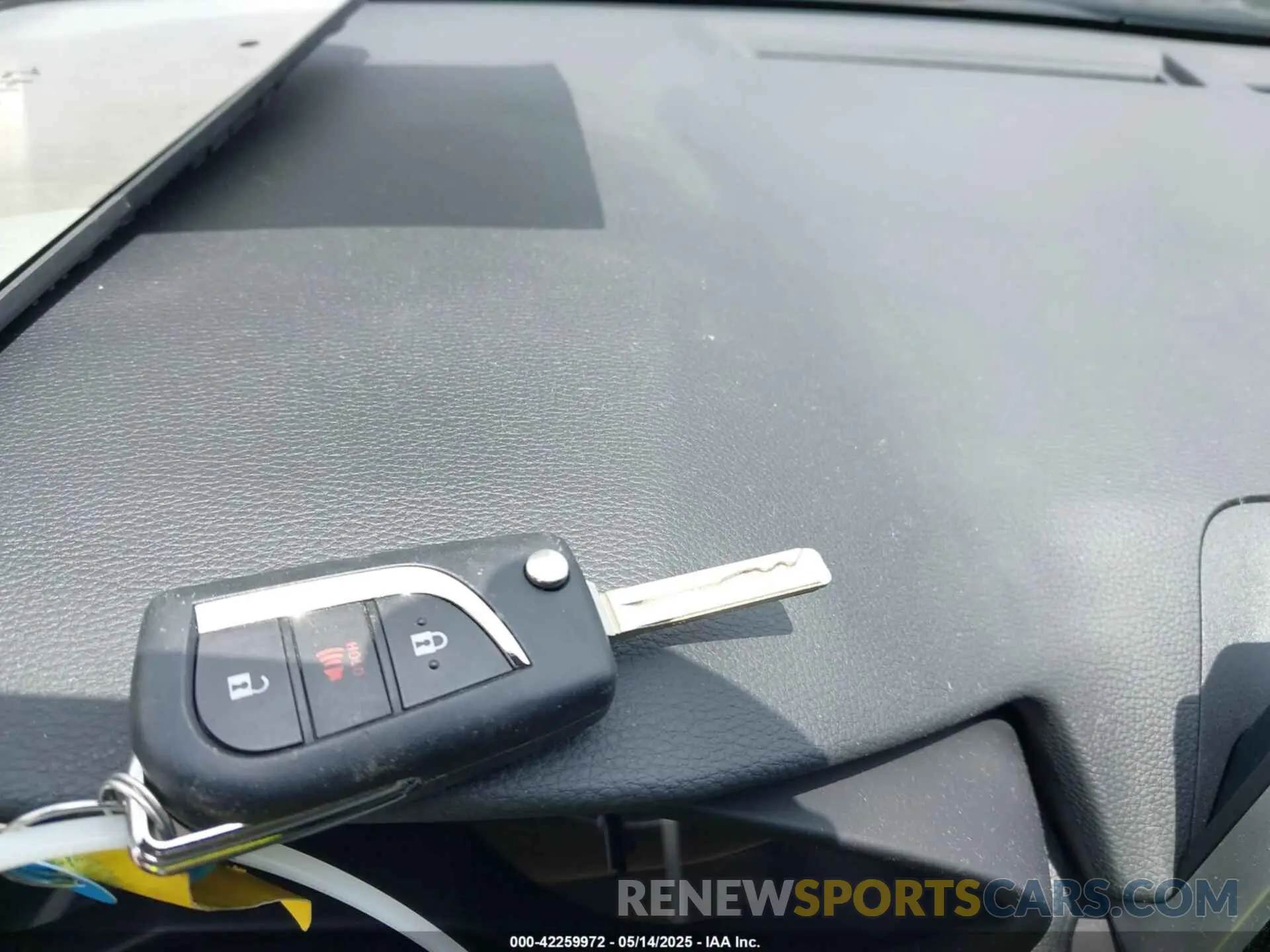 11 fotografías del automóvil dañado 2T3H1RFV3RC281437 TOYOTA RAV4 2024