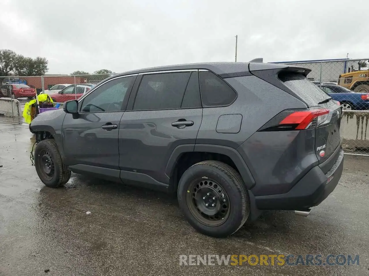 2 fotografías del automóvil dañado 2T3H1RFV3RC285200 TOYOTA RAV4 2024
