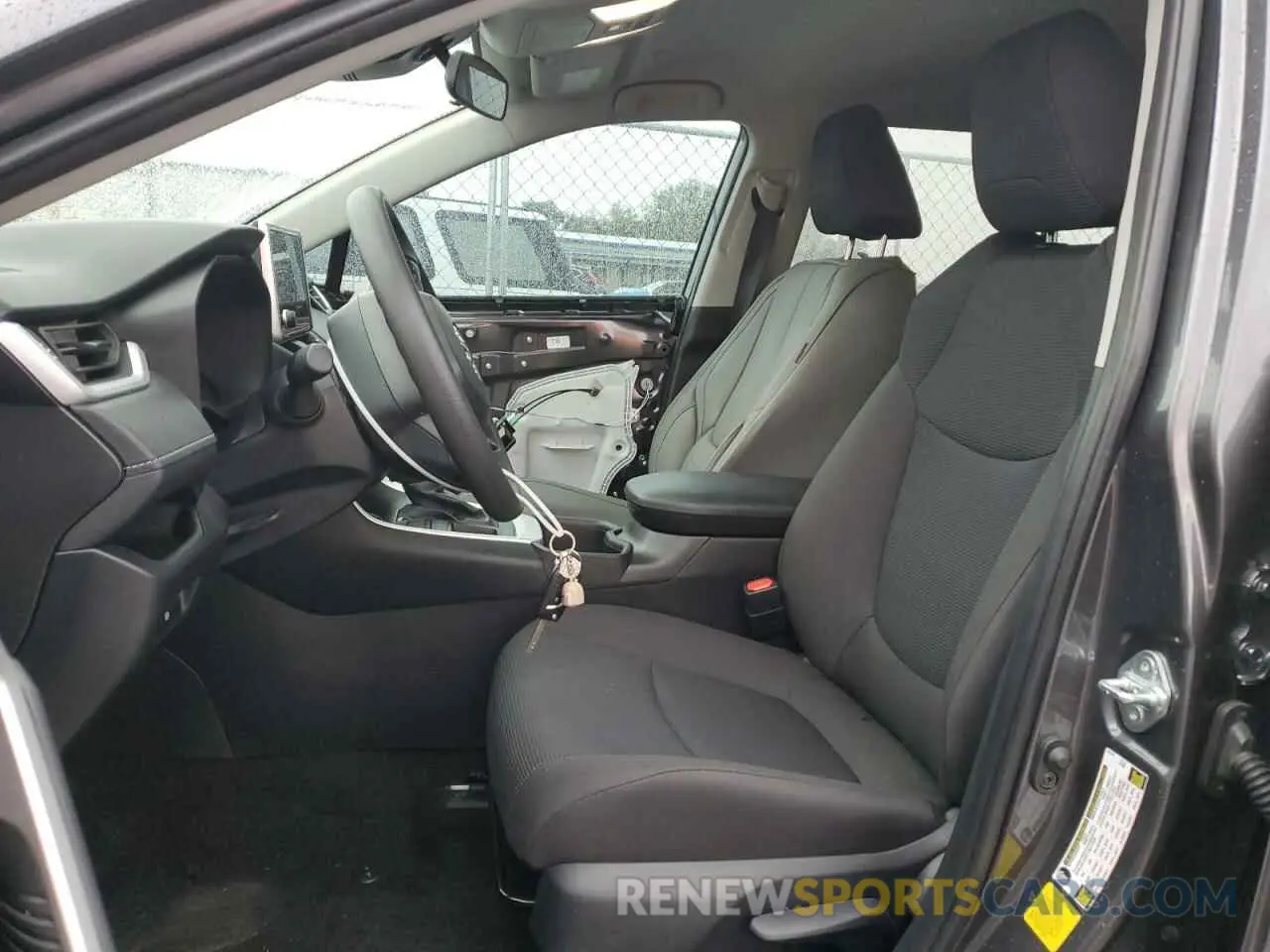 7 fotografías del automóvil dañado 2T3H1RFV3RC285200 TOYOTA RAV4 2024