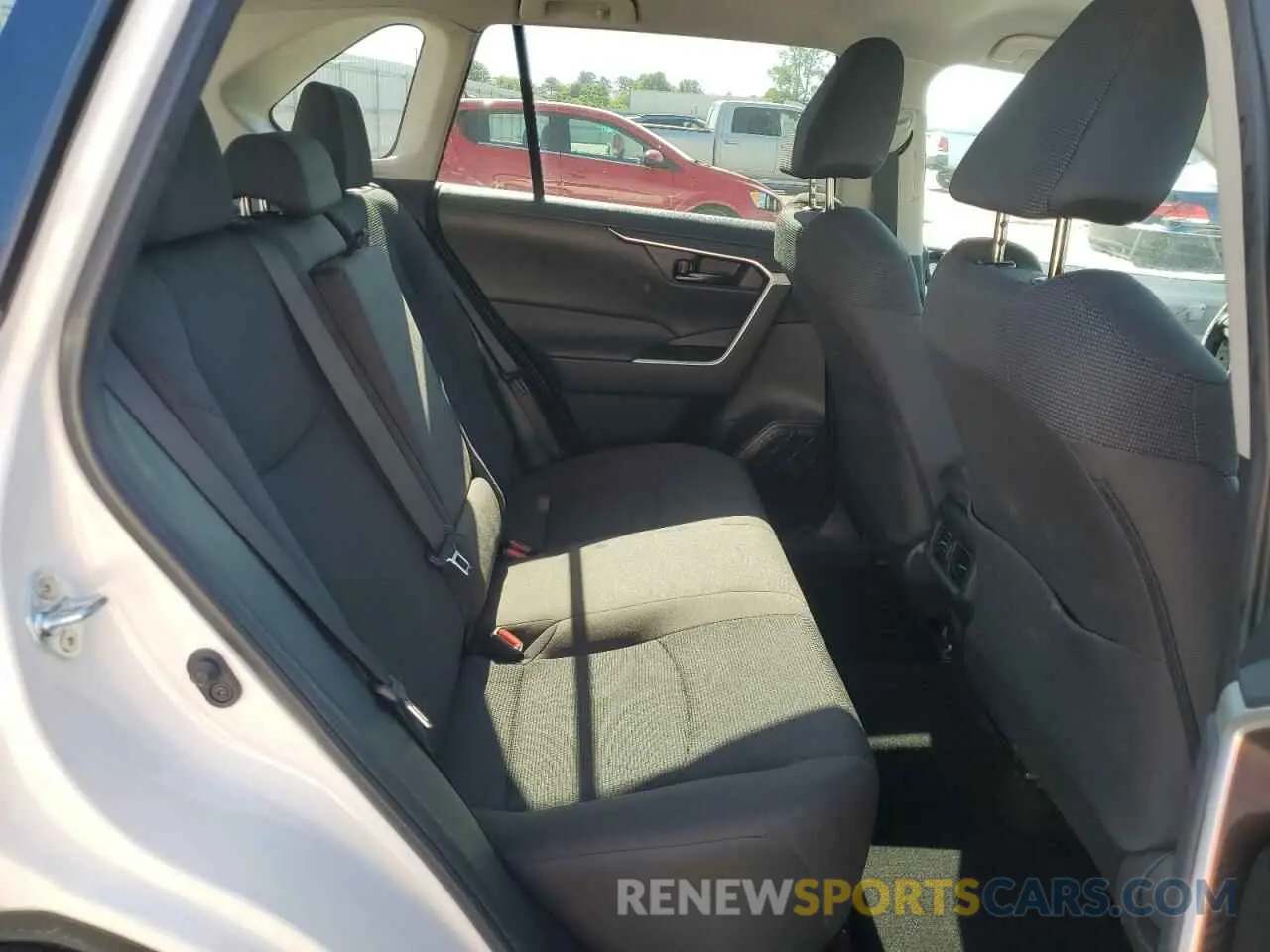 11 fotografías del automóvil dañado 2T3H1RFV3RW316038 TOYOTA RAV4 2024
