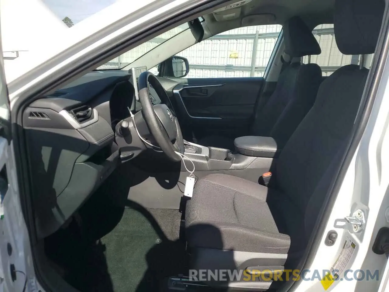 7 fotografías del automóvil dañado 2T3H1RFV3RW316038 TOYOTA RAV4 2024
