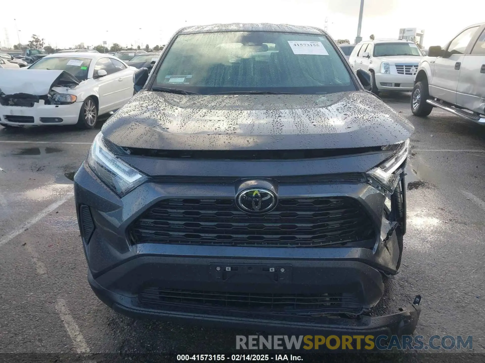 12 fotografías del automóvil dañado 2T3H1RFV3RW328402 TOYOTA RAV4 2024