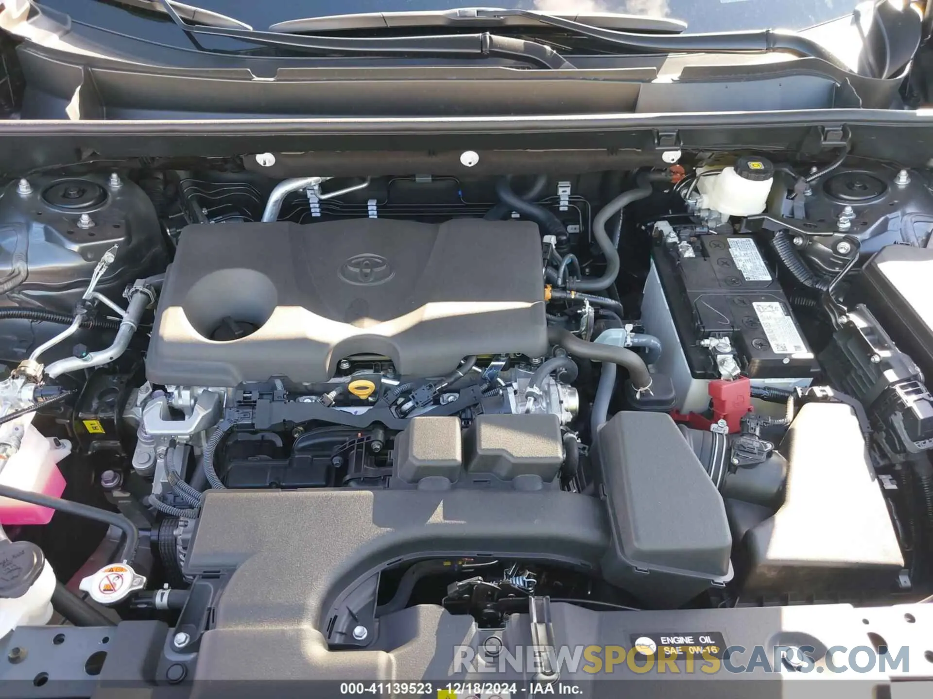 10 fotografías del automóvil dañado 2T3H1RFV4RW361442 TOYOTA RAV4 2024