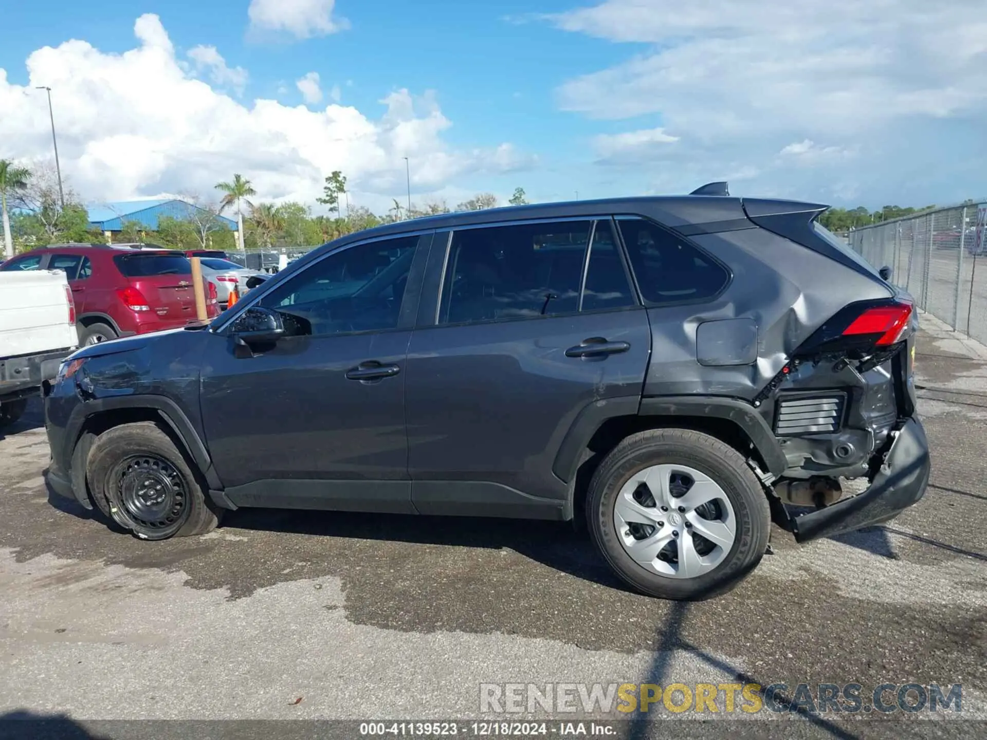 15 fotografías del automóvil dañado 2T3H1RFV4RW361442 TOYOTA RAV4 2024